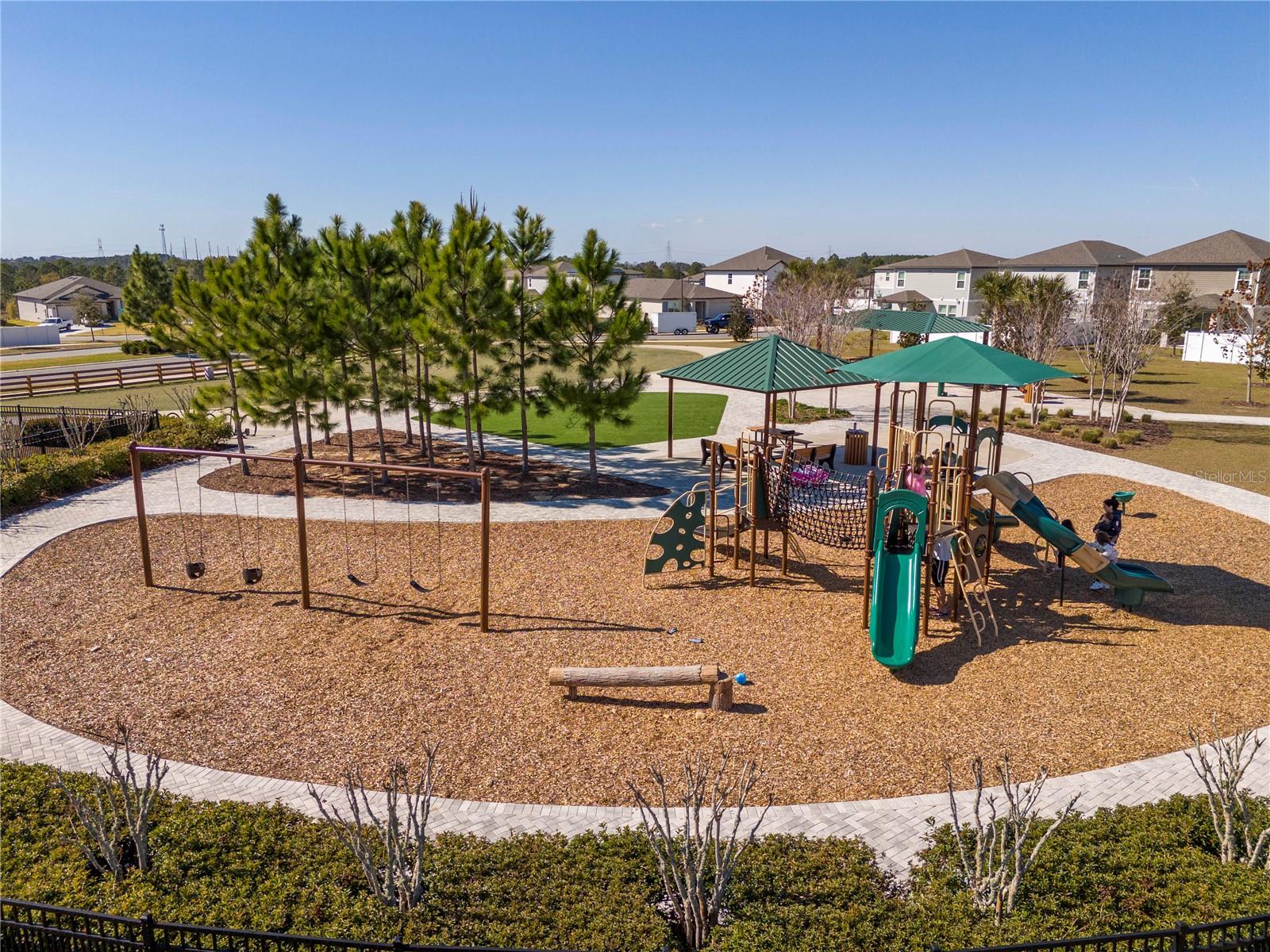 Image 13 of 77 For 2337 Treasure Hill Street