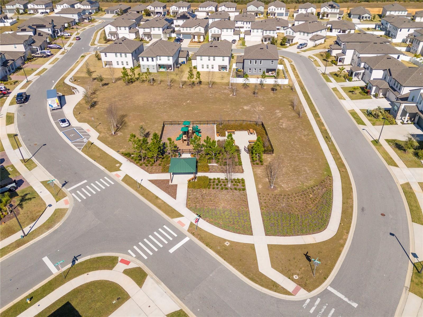 Image 16 of 77 For 2337 Treasure Hill Street