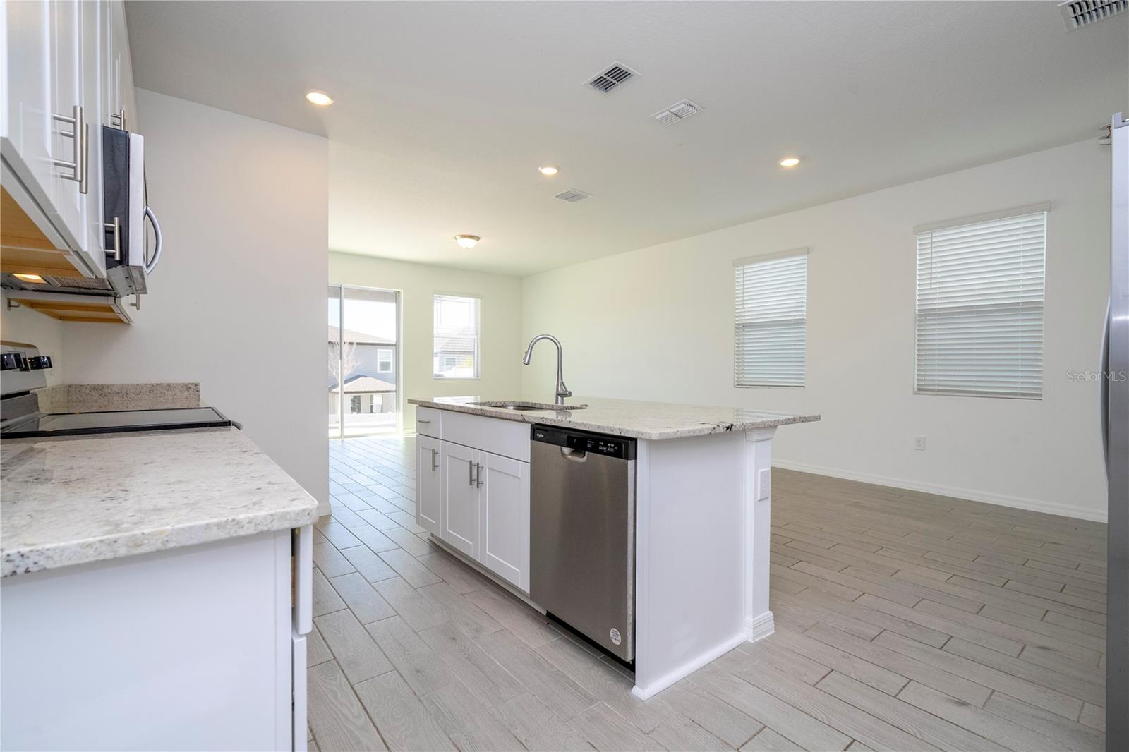 Image 36 of 77 For 2337 Treasure Hill Street