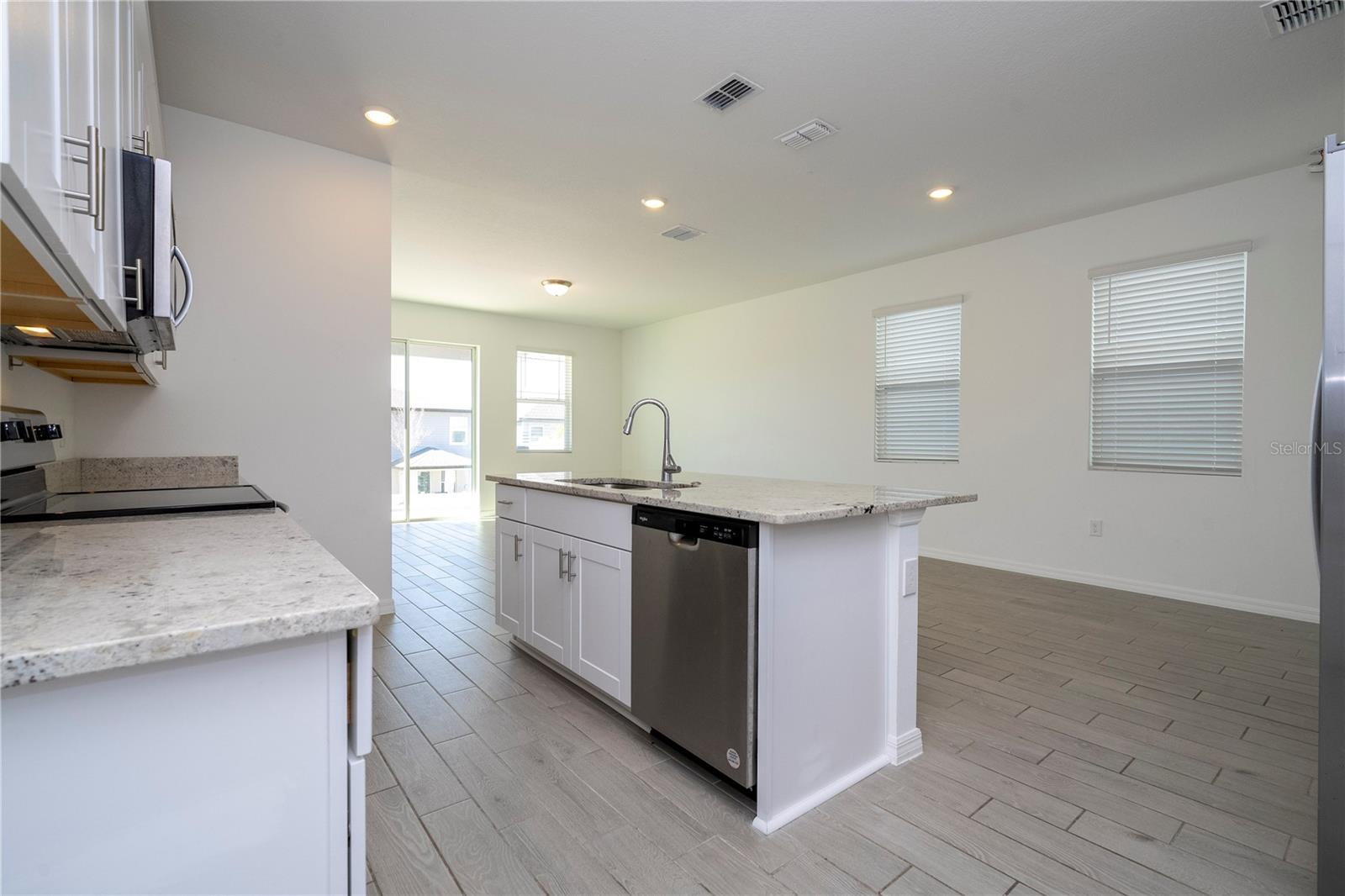 Image 38 of 77 For 2337 Treasure Hill Street