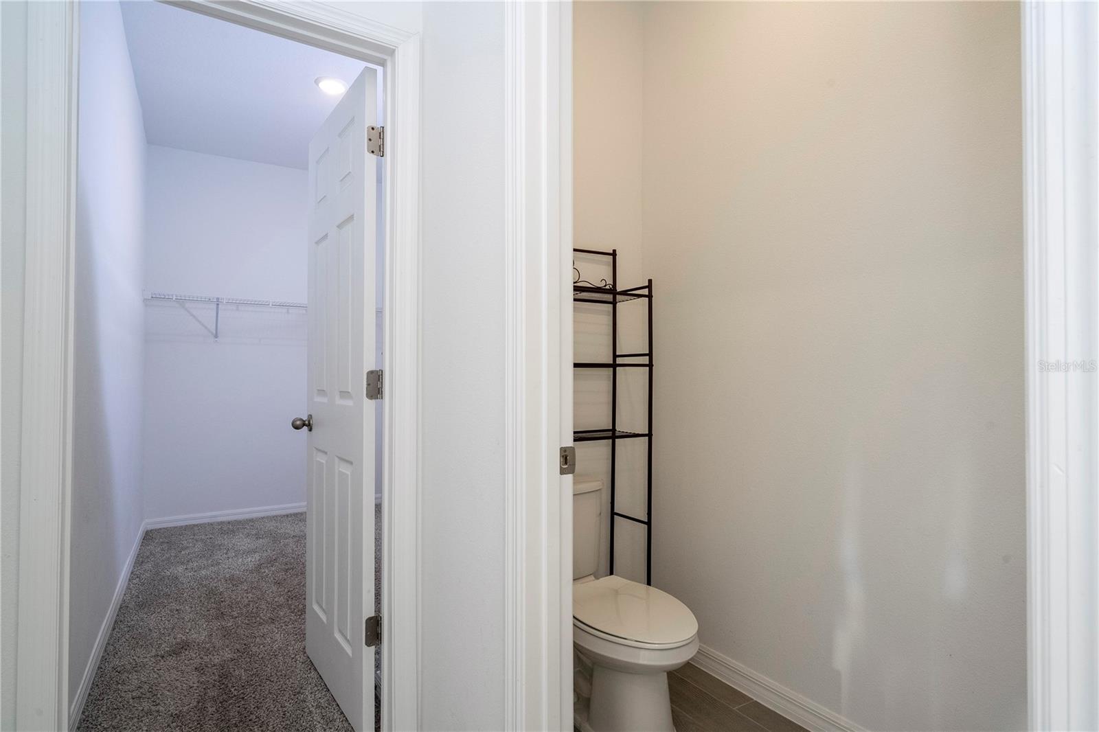 Image 55 of 77 For 2337 Treasure Hill Street