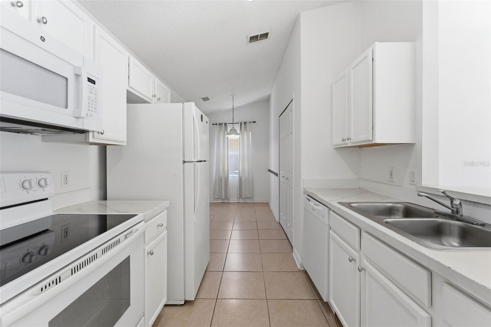 Image 17 of 64 For 1043 Soaring Eagle Lane