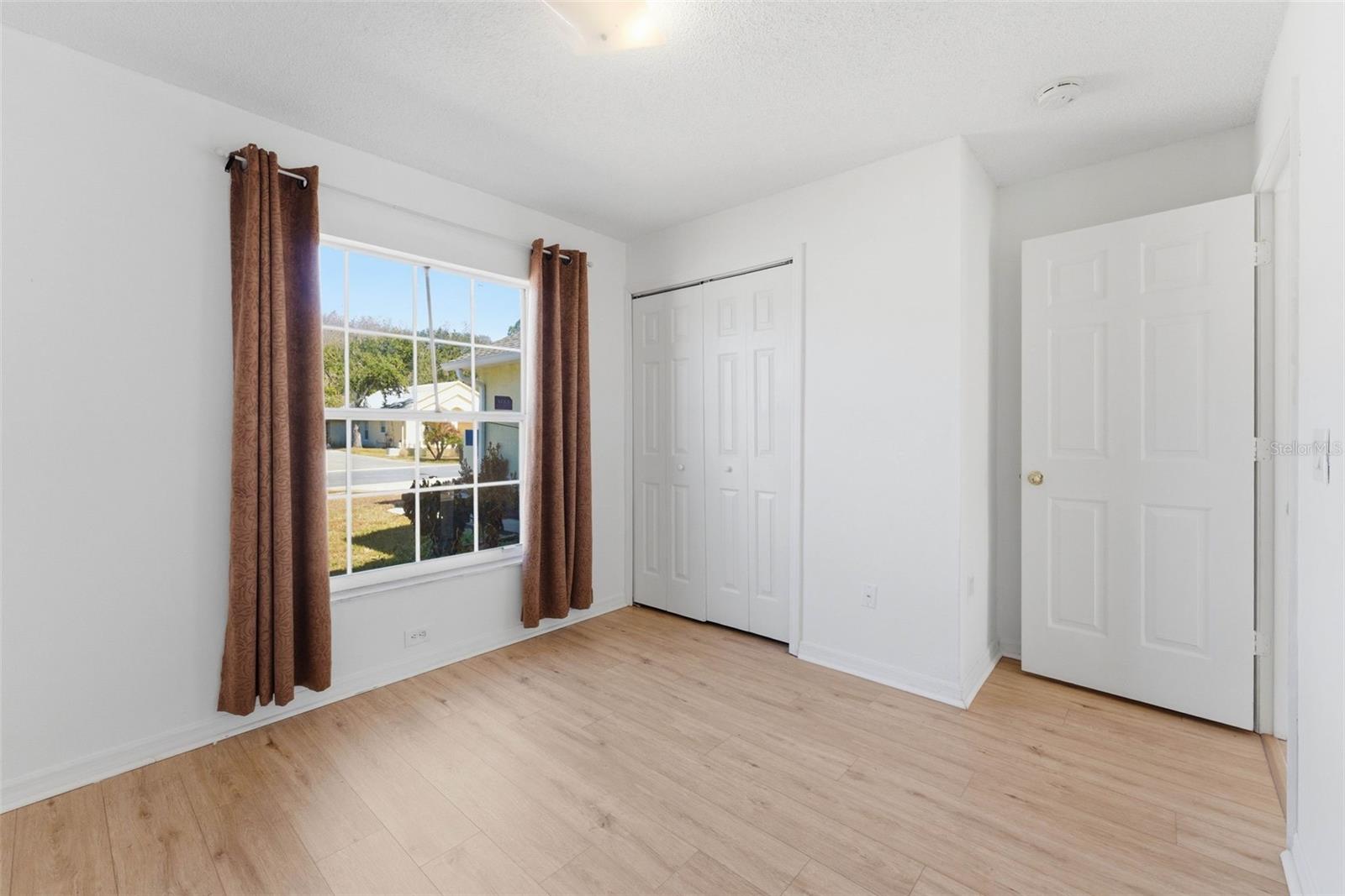 Image 41 of 64 For 1043 Soaring Eagle Lane