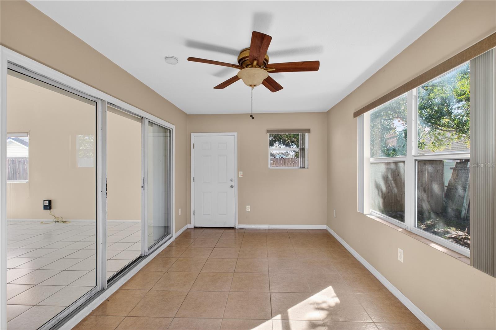 Image 4 of 34 For 1049 Trowbridge Court