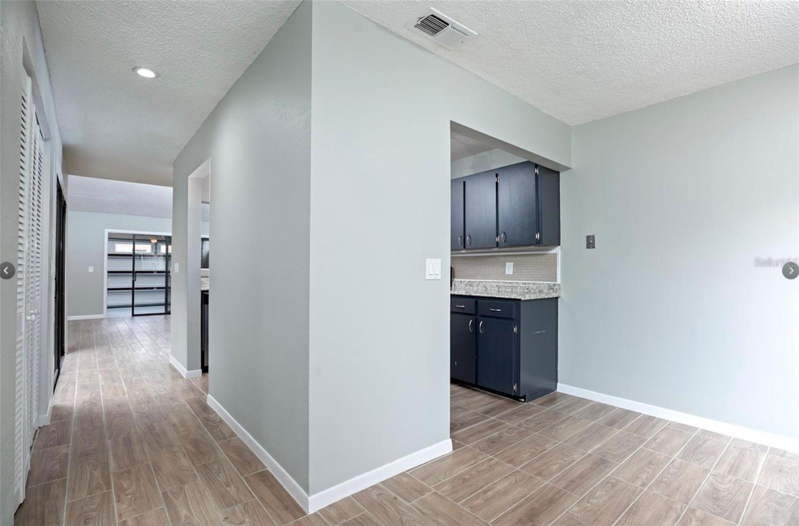 Image 3 of 20 For 2344 Flamingo Way