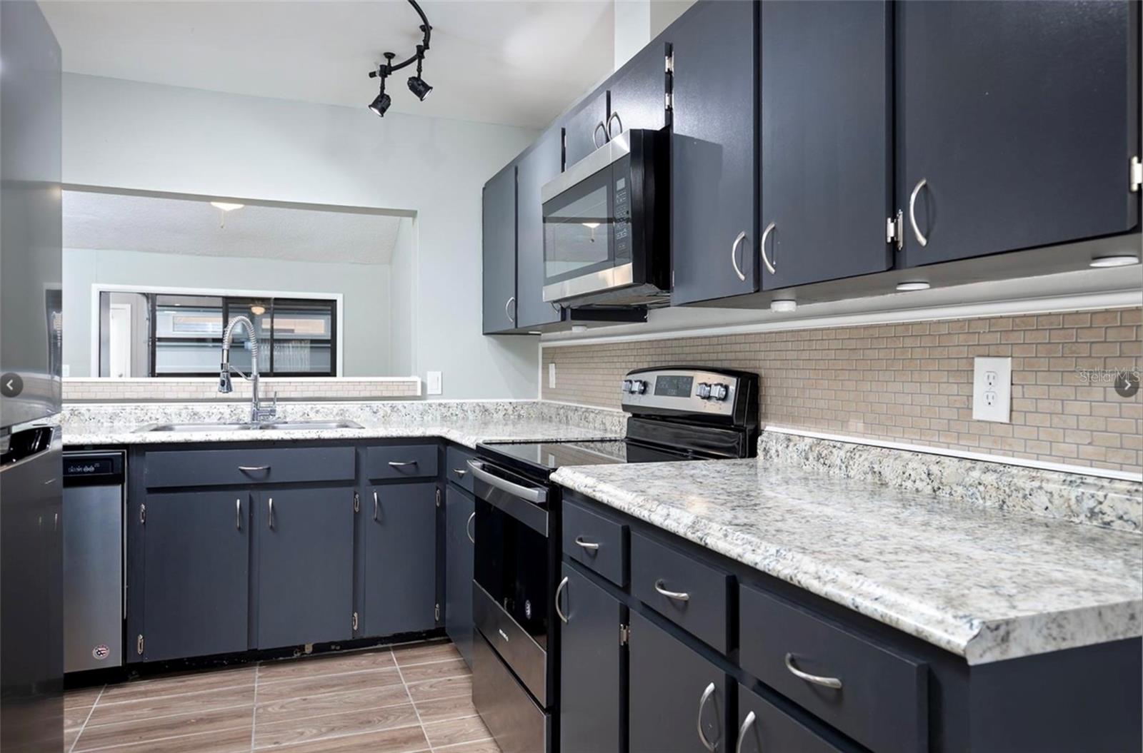 Image 5 of 20 For 2344 Flamingo Way