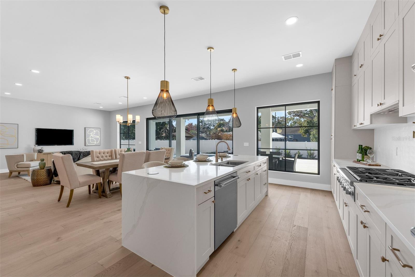 Image 19 of 67 For 2422 Musselwhite Avenue