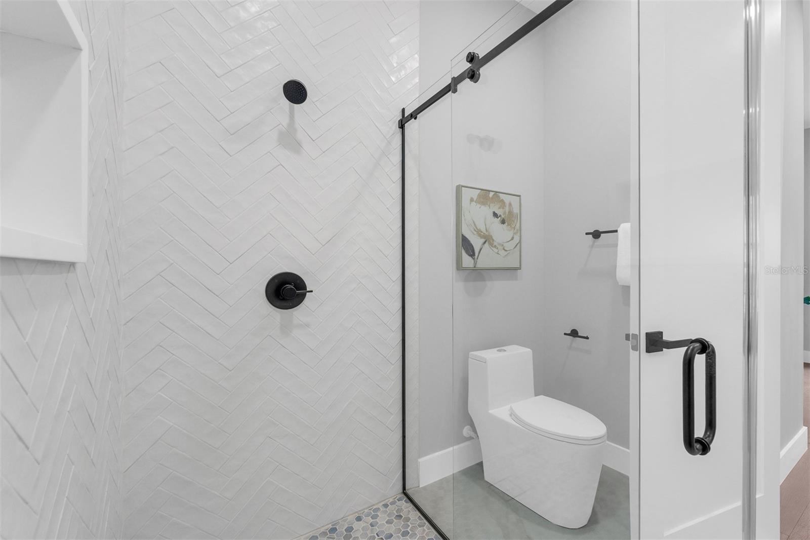 Image 25 of 67 For 2422 Musselwhite Avenue