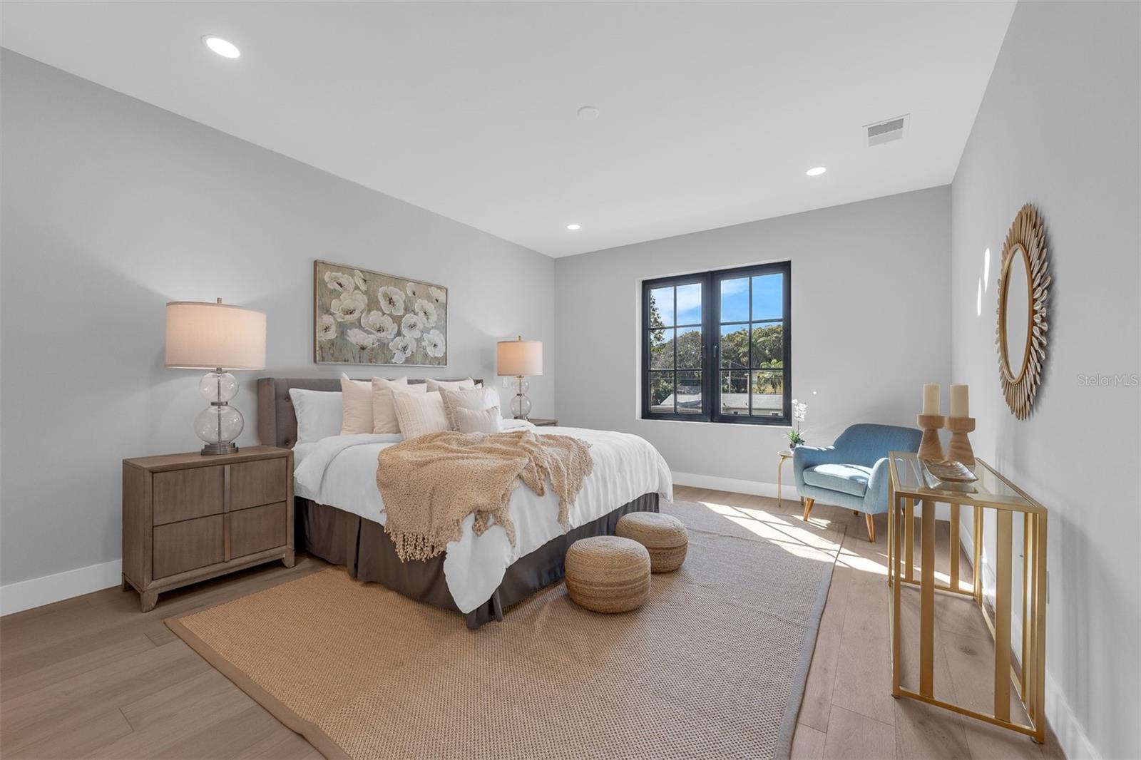 Image 32 of 67 For 2422 Musselwhite Avenue