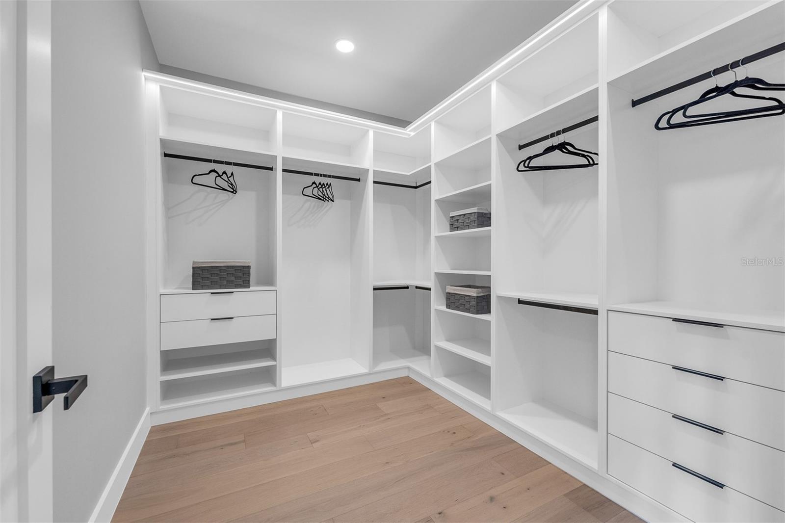 Image 35 of 67 For 2422 Musselwhite Avenue