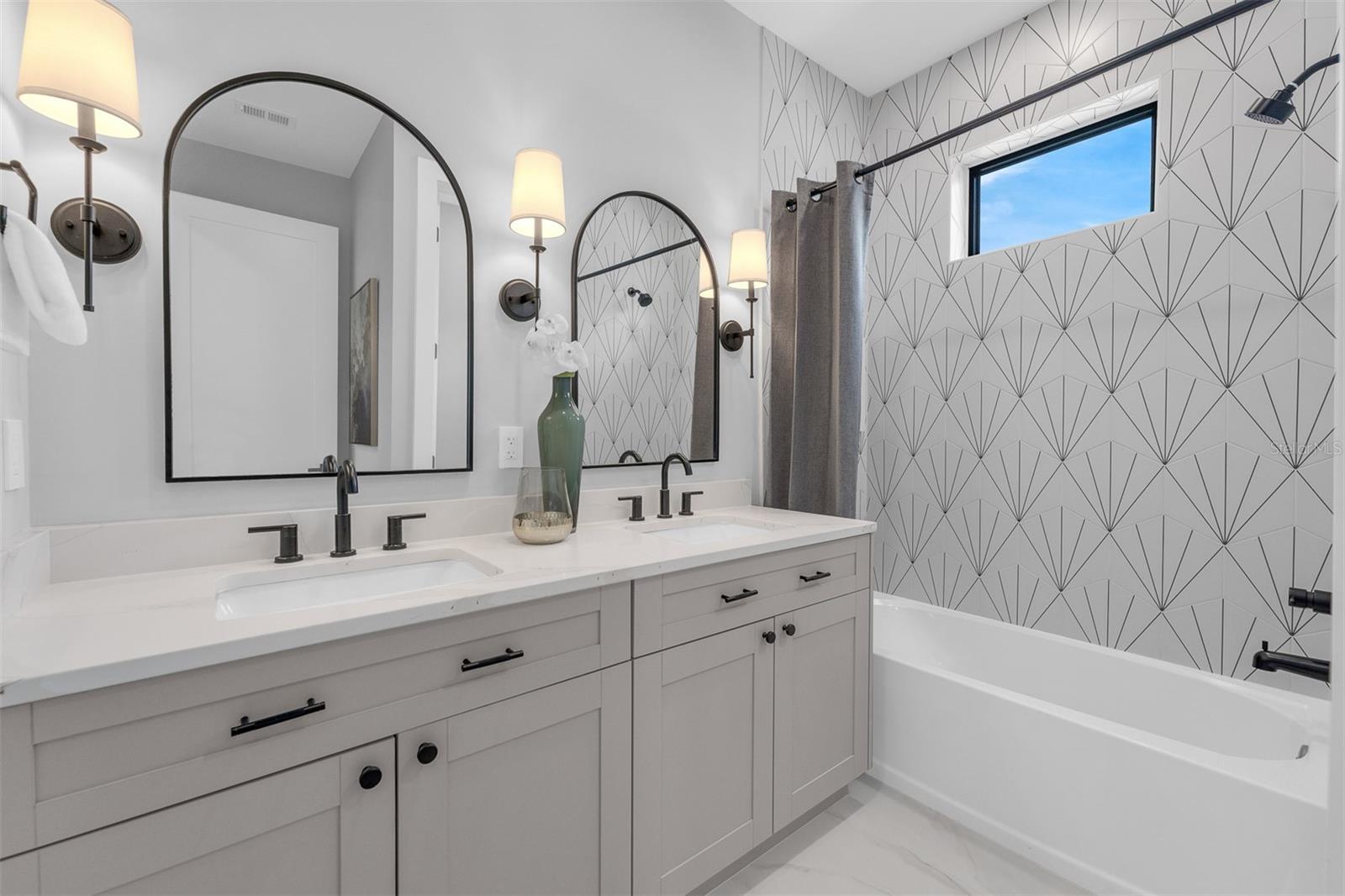 Image 47 of 67 For 2422 Musselwhite Avenue