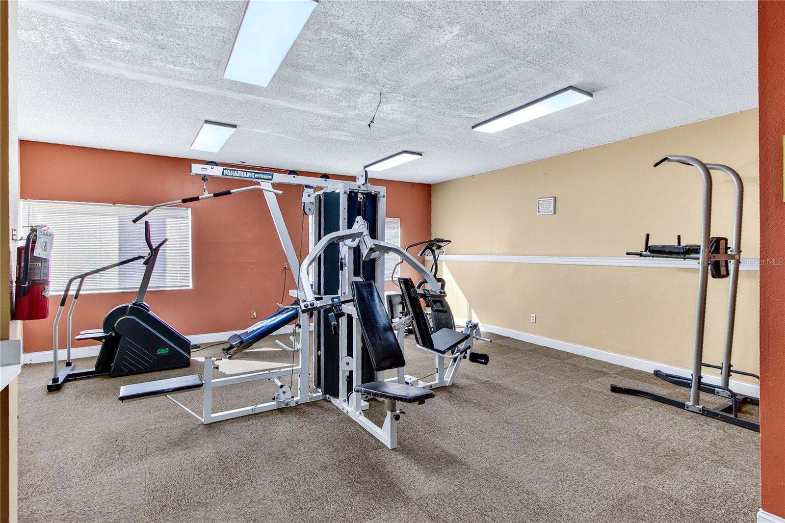 Image 29 of 40 For 610 Kenwick Circle 205