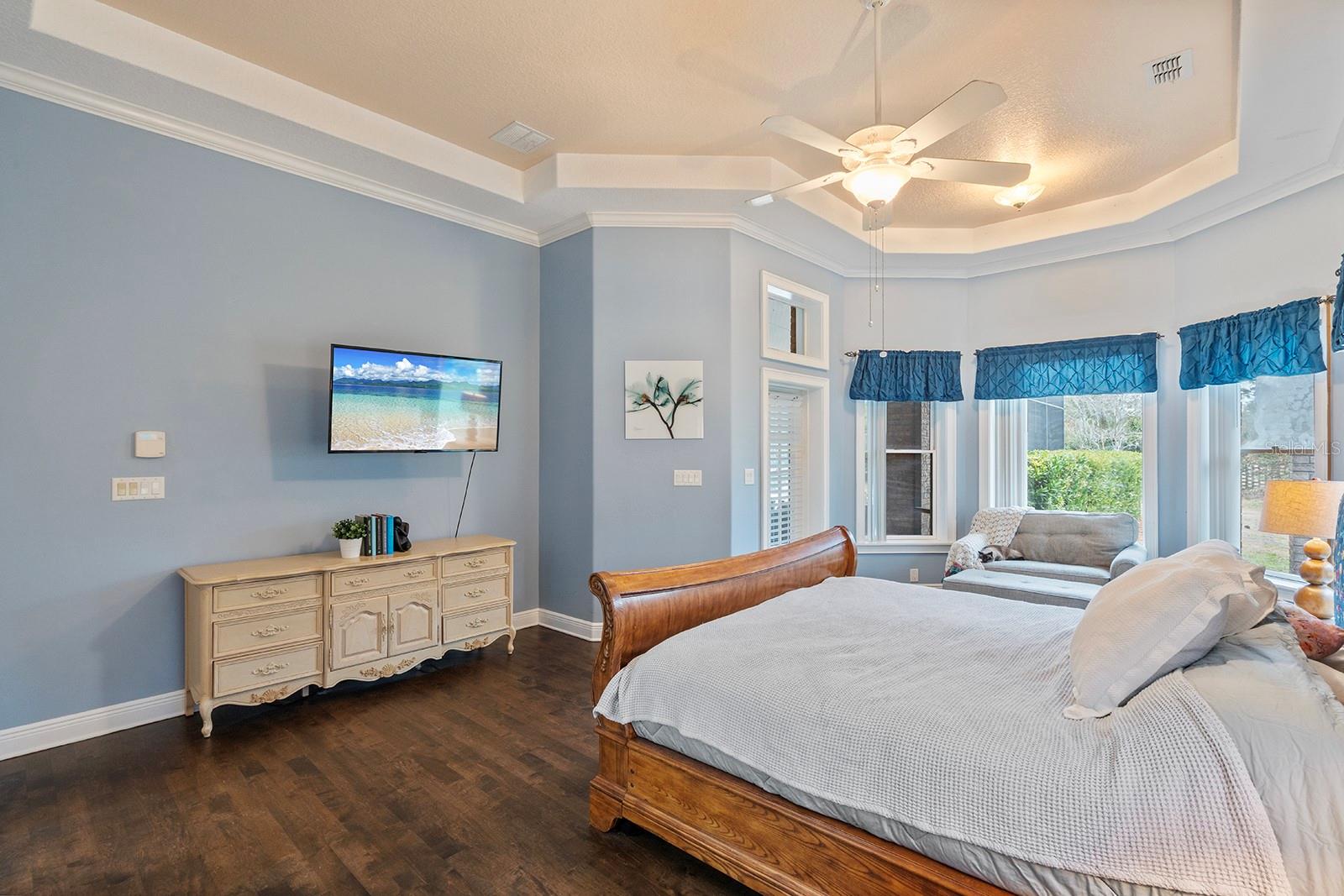 Image 14 of 63 For 881 Belfast Place