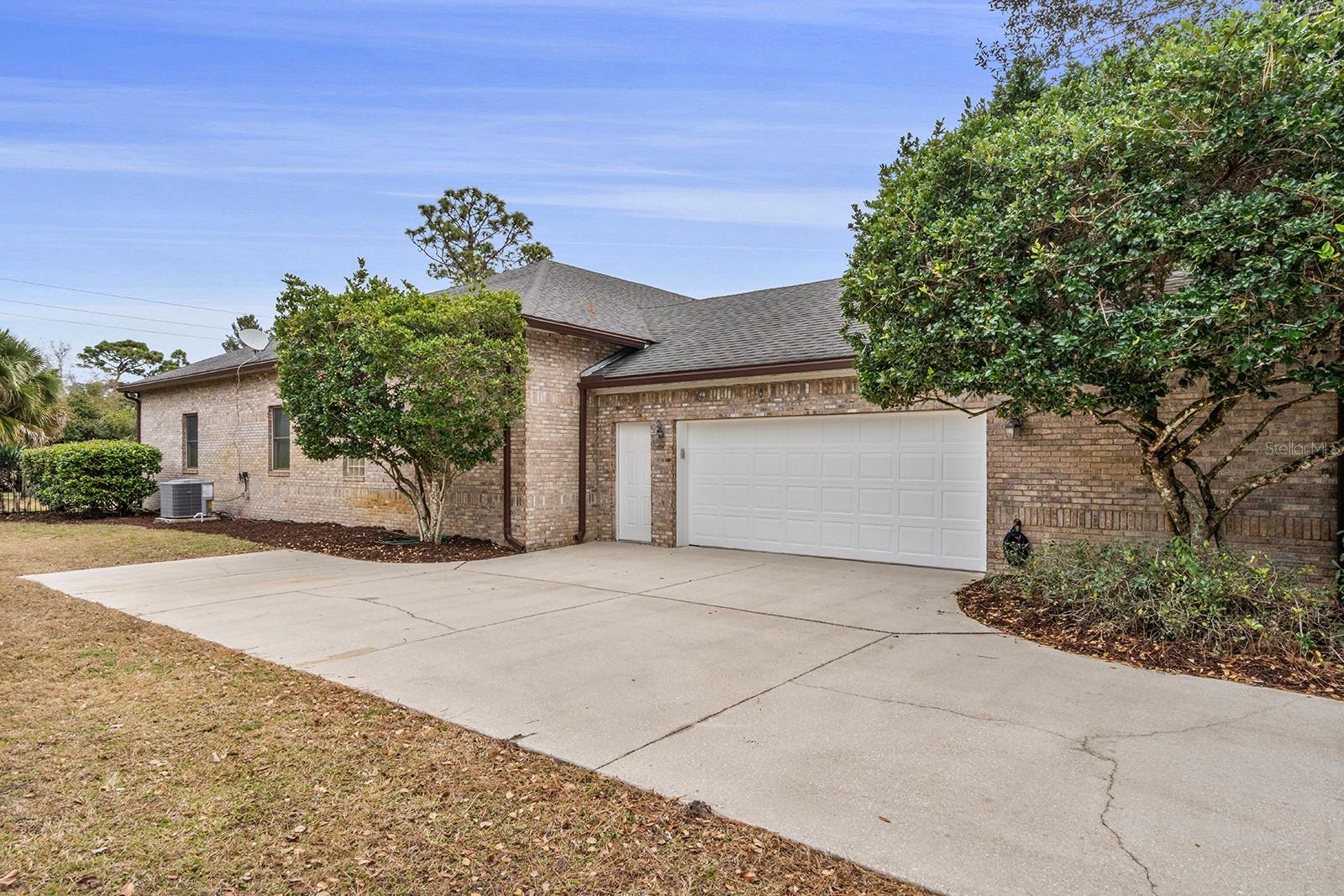 Image 2 of 63 For 881 Belfast Place