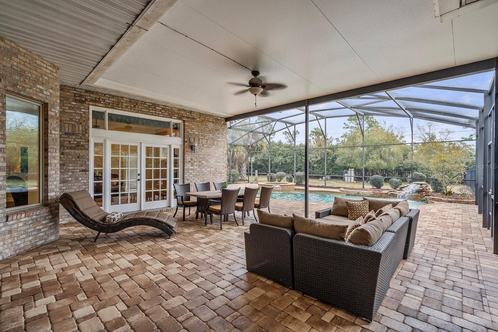 Image 35 of 63 For 881 Belfast Place