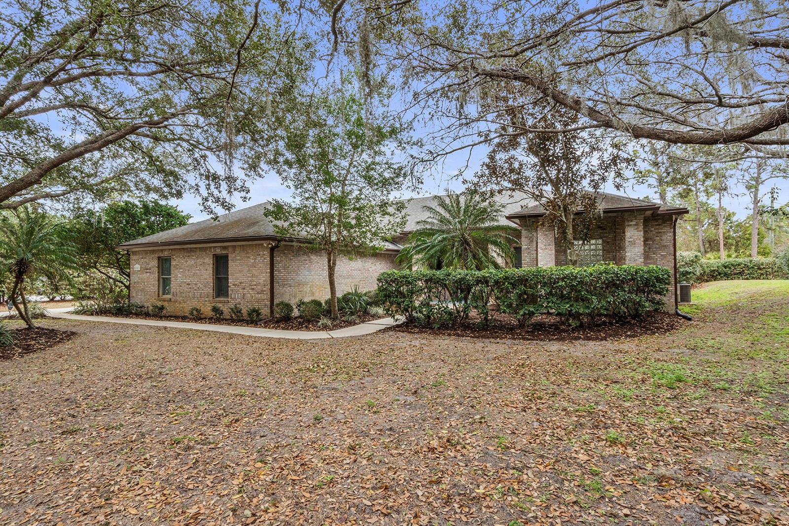 Image 46 of 63 For 881 Belfast Place