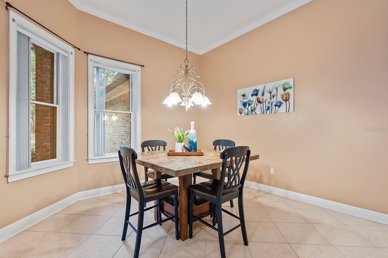 Image 7 of 63 For 881 Belfast Place