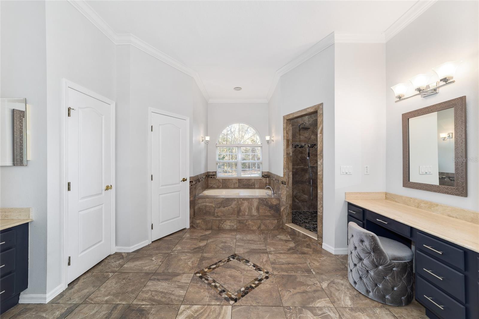 Image 30 of 56 For 1899 91st Place