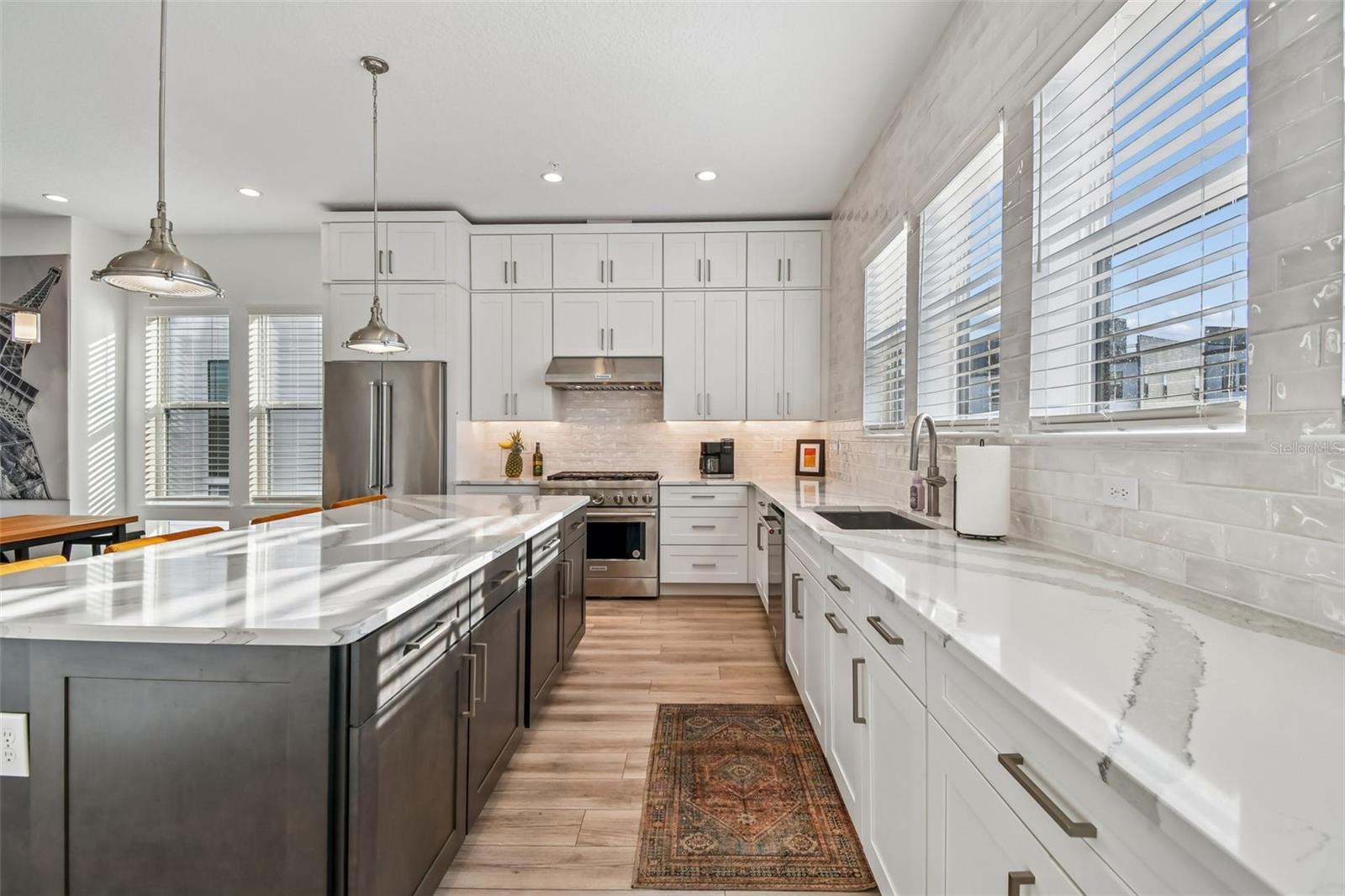 Image 11 of 44 For 2332 Brix Streets