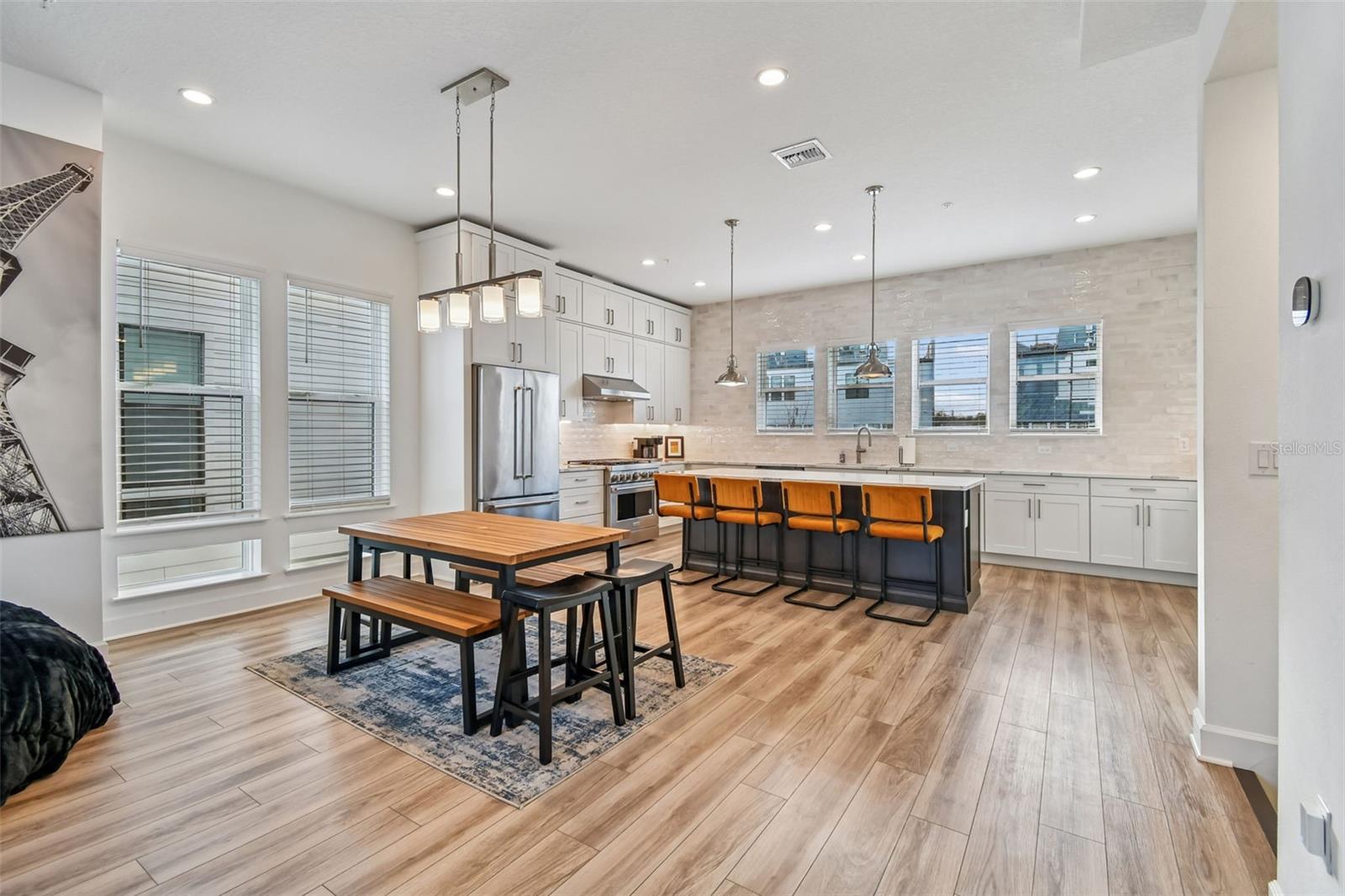 Image 15 of 44 For 2332 Brix Streets