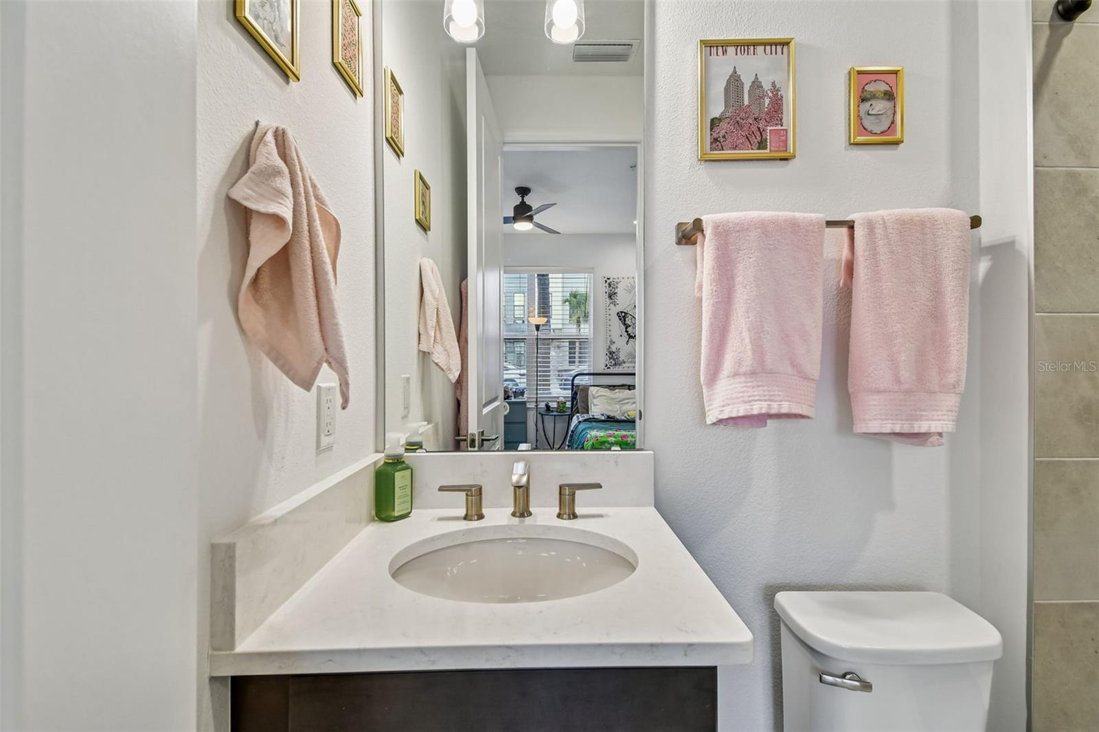 Image 28 of 44 For 2332 Brix Streets