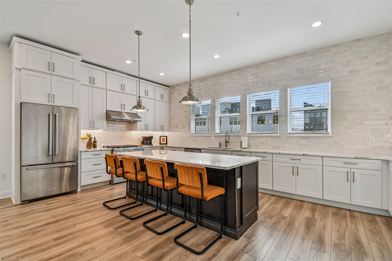 Image 7 of 44 For 2332 Brix Streets