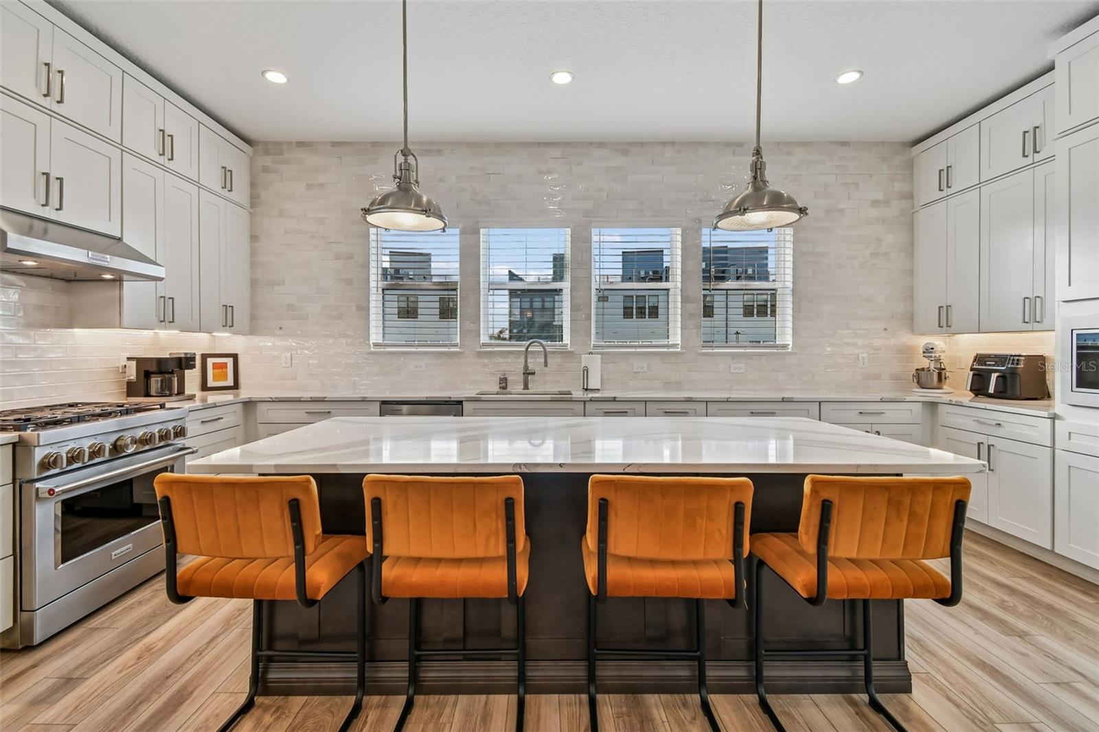 Image 8 of 44 For 2332 Brix Streets