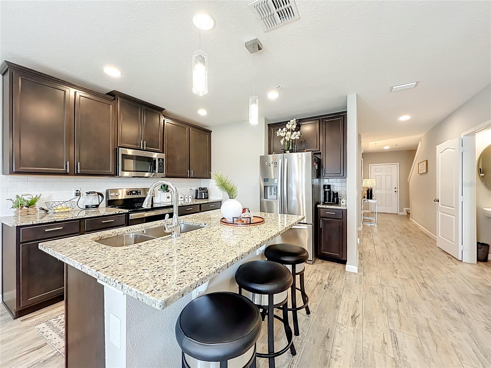 Image 10 of 53 For 381 Smugglers Way