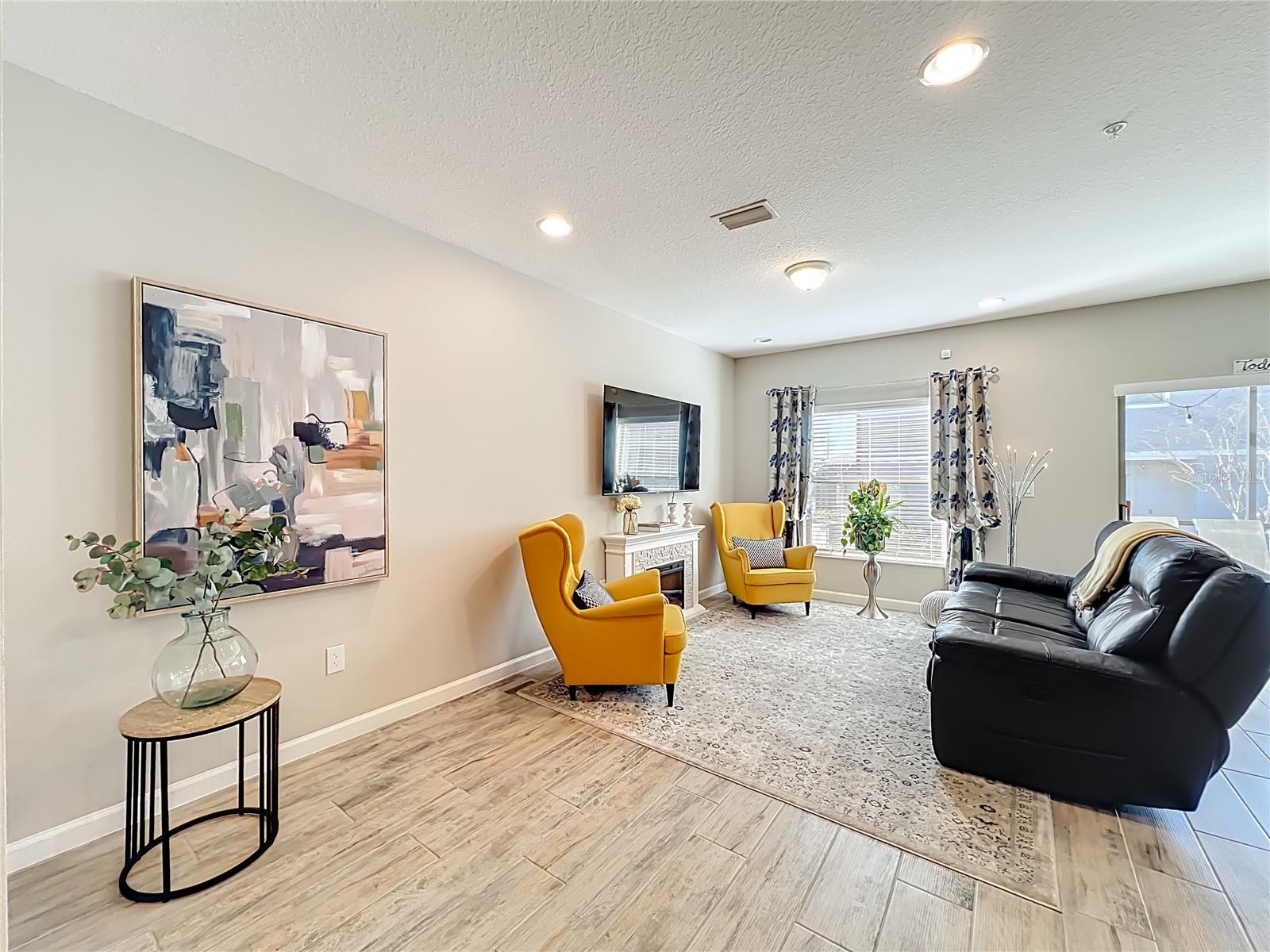 Image 14 of 53 For 381 Smugglers Way