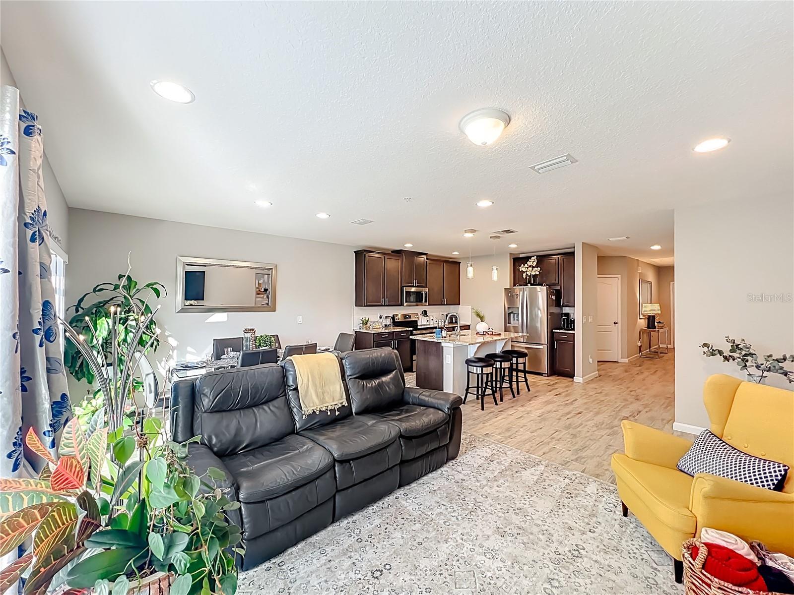 Image 19 of 53 For 381 Smugglers Way