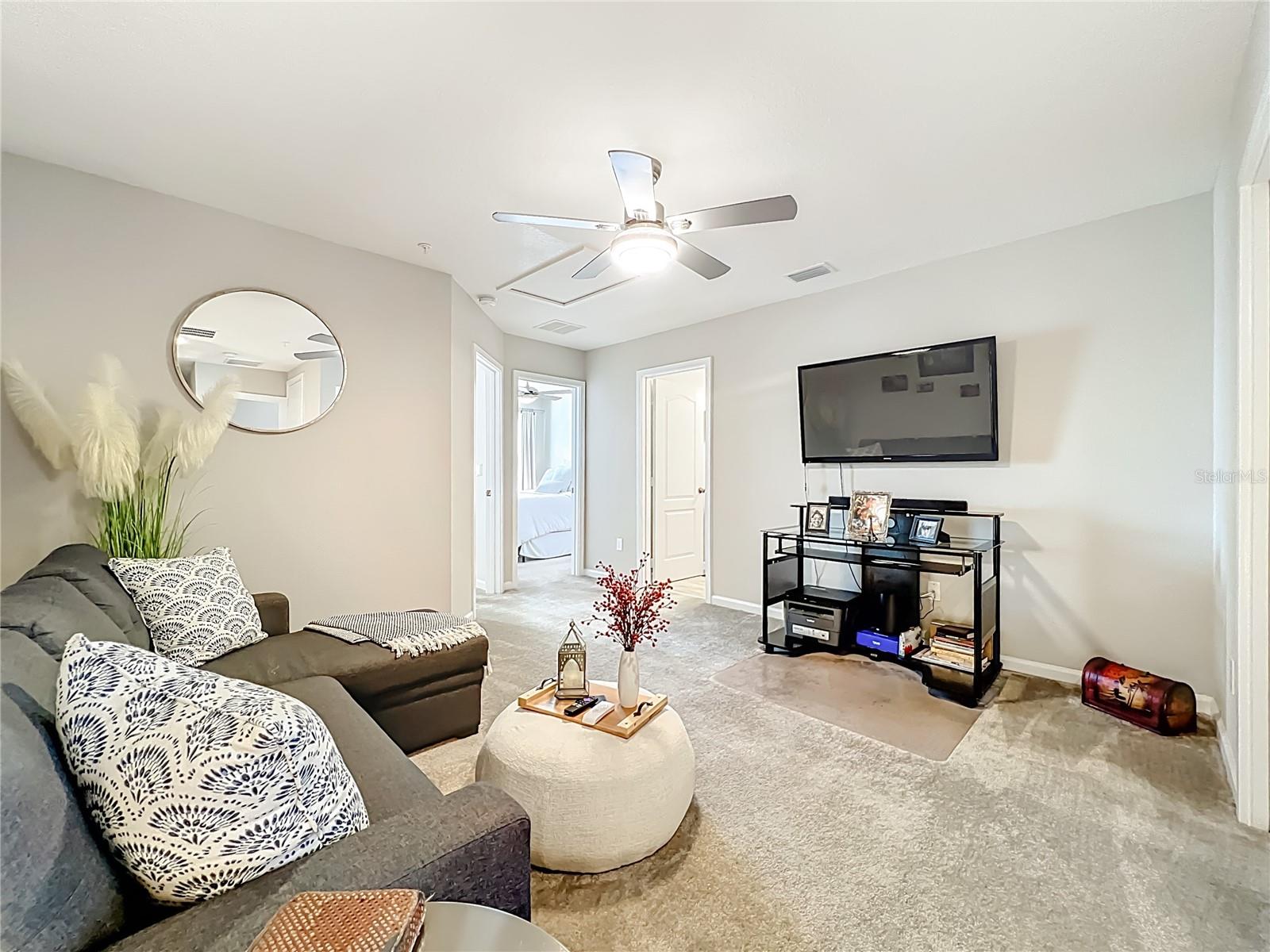 Image 25 of 53 For 381 Smugglers Way