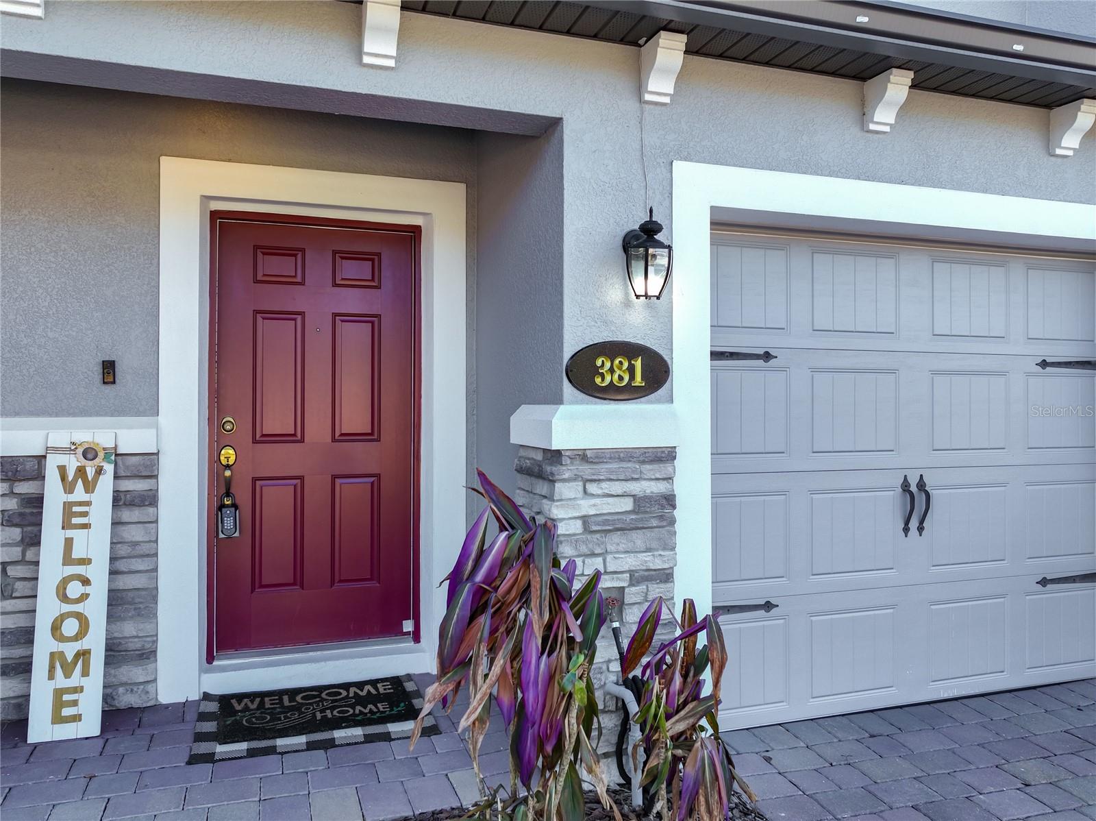 Image 4 of 53 For 381 Smugglers Way