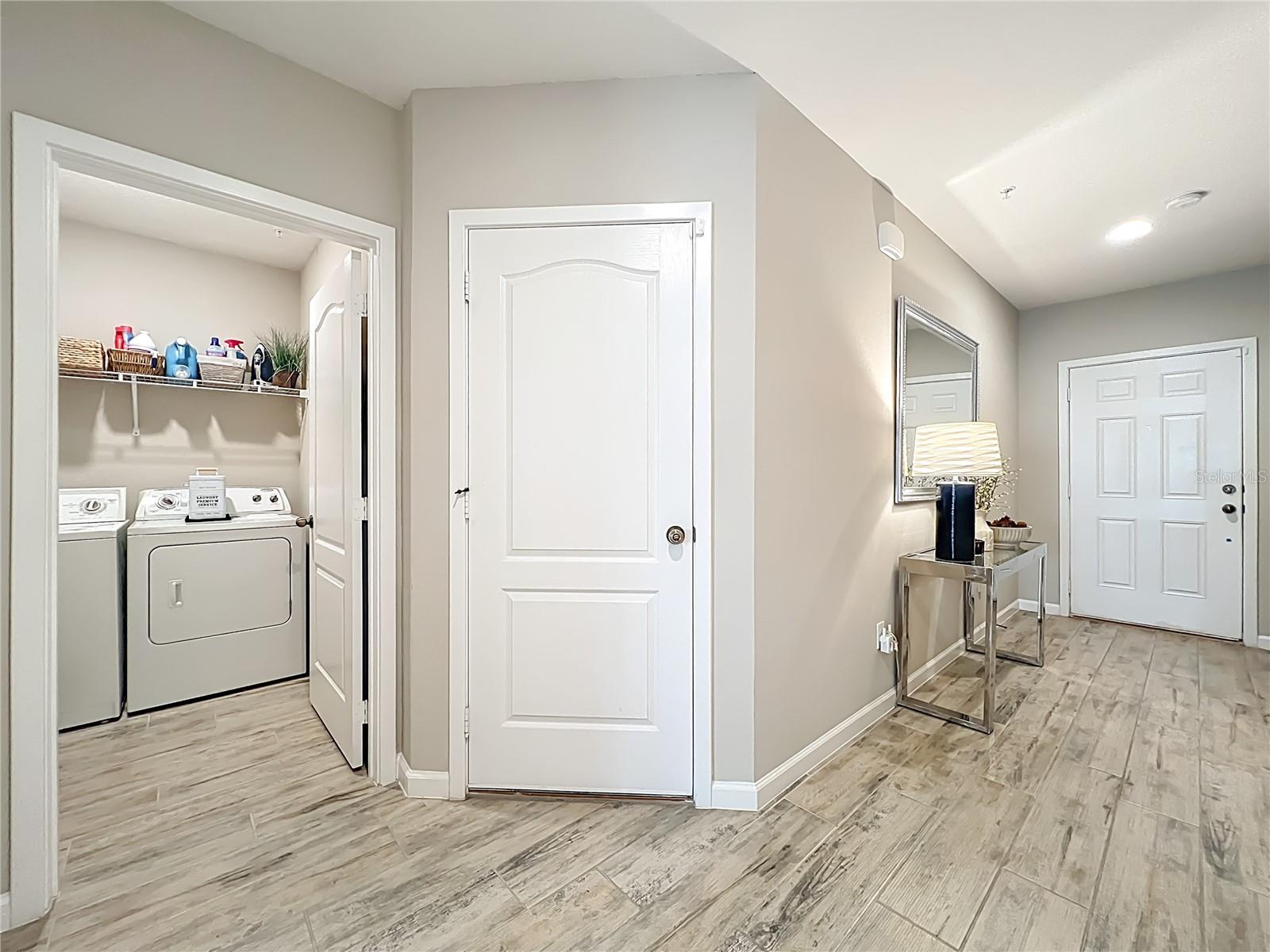 Image 44 of 53 For 381 Smugglers Way