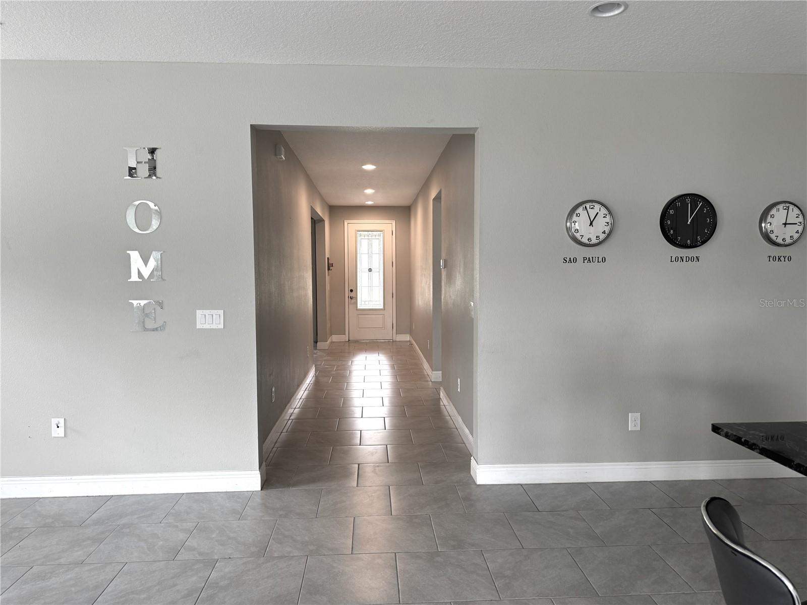 Image 12 of 45 For 1315 Yorkshire Court