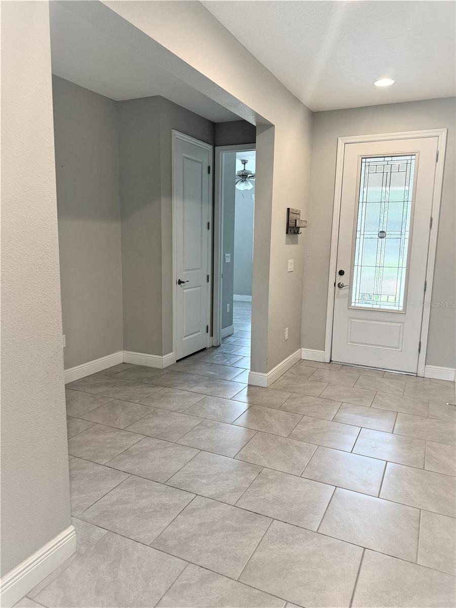 Image 4 of 45 For 1315 Yorkshire Court