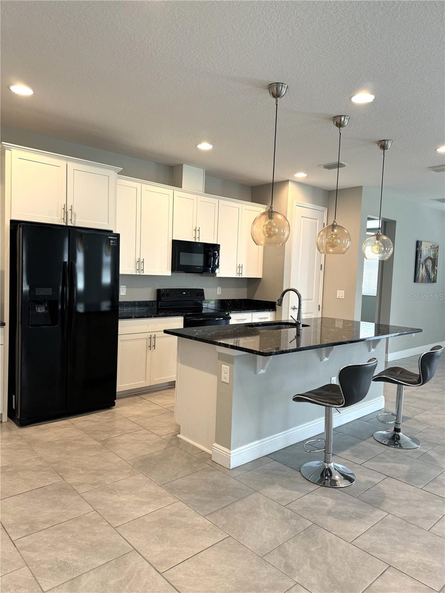 Image 6 of 45 For 1315 Yorkshire Court