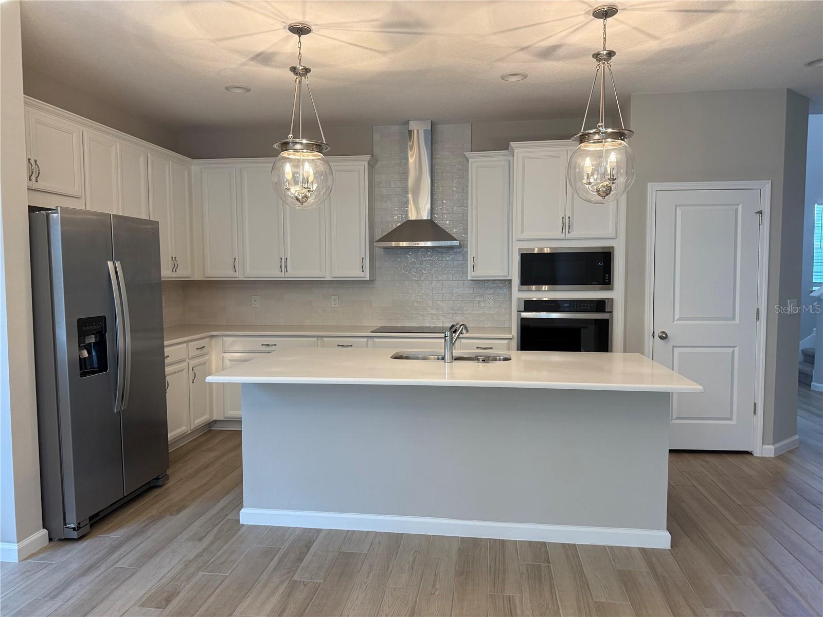 Image 5 of 19 For 4466 Davos Drive