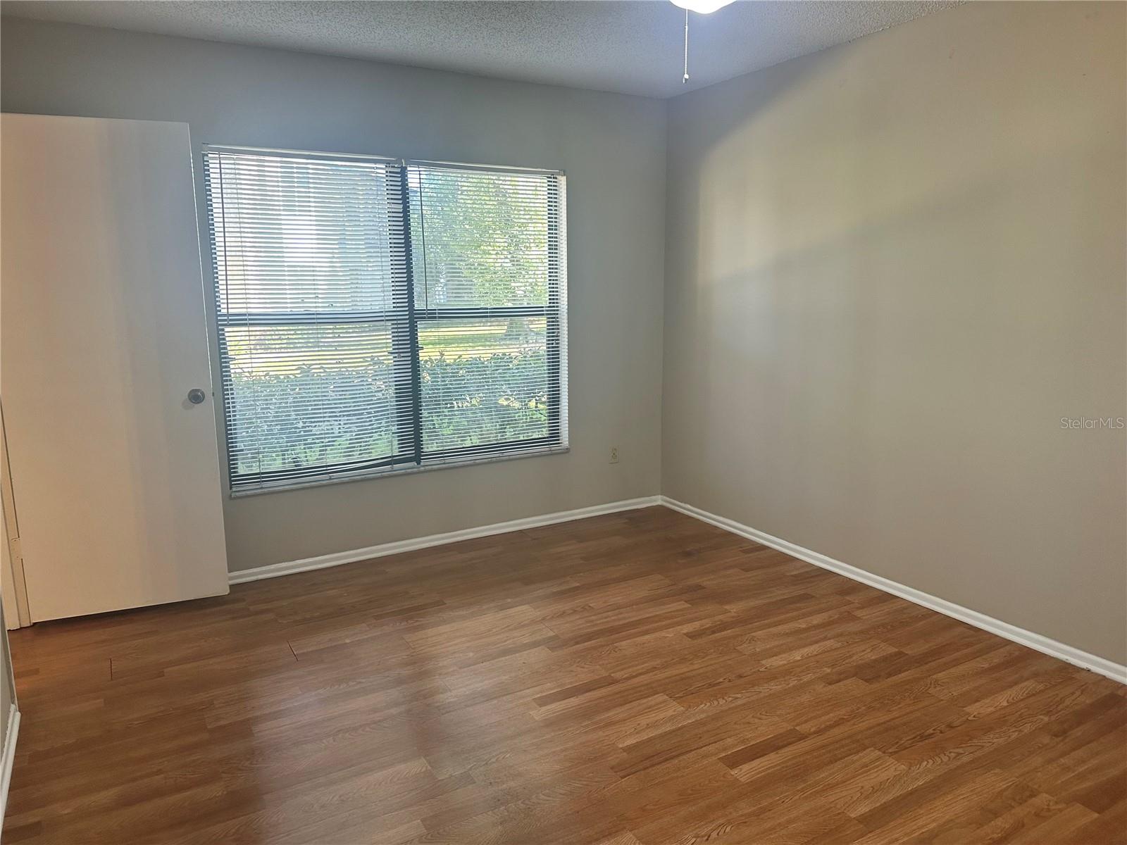 Image 7 of 20 For 1504 Northlake Drive 1504