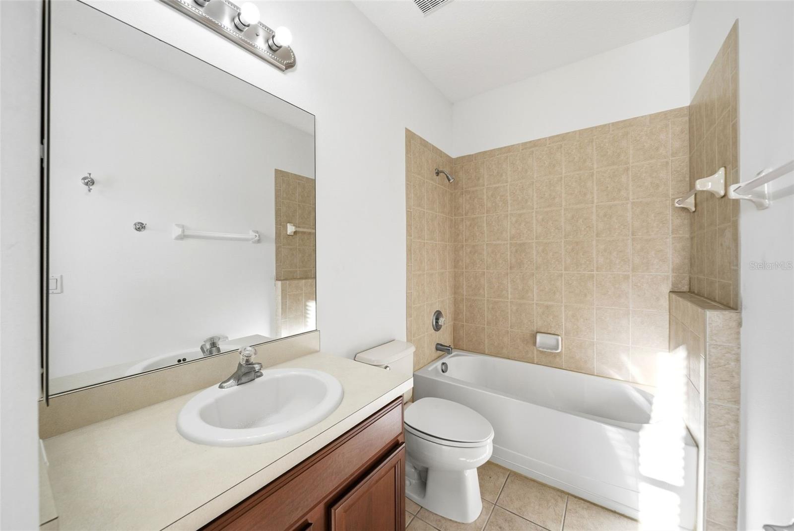 Image 26 of 49 For 1734 Palmerston Circle