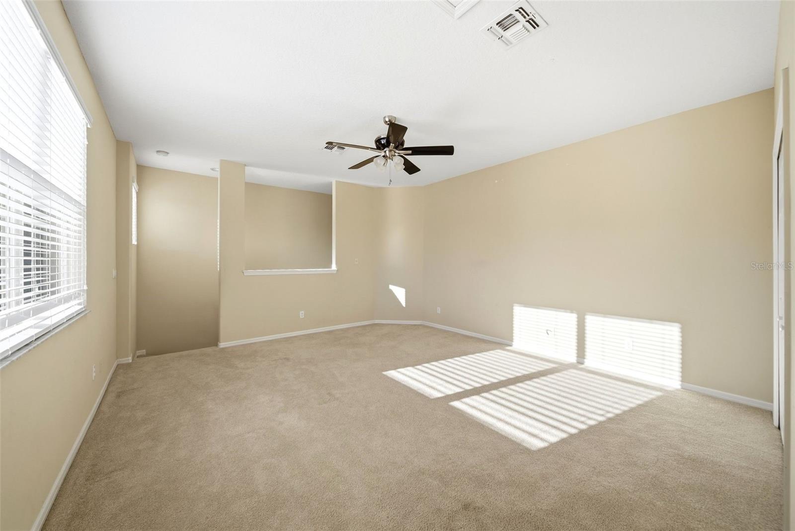 Image 32 of 49 For 1734 Palmerston Circle