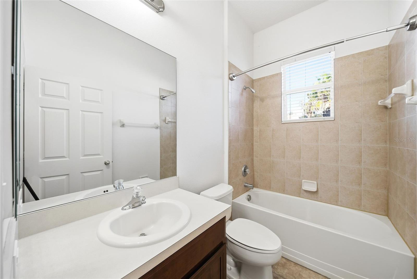 Image 34 of 49 For 1734 Palmerston Circle