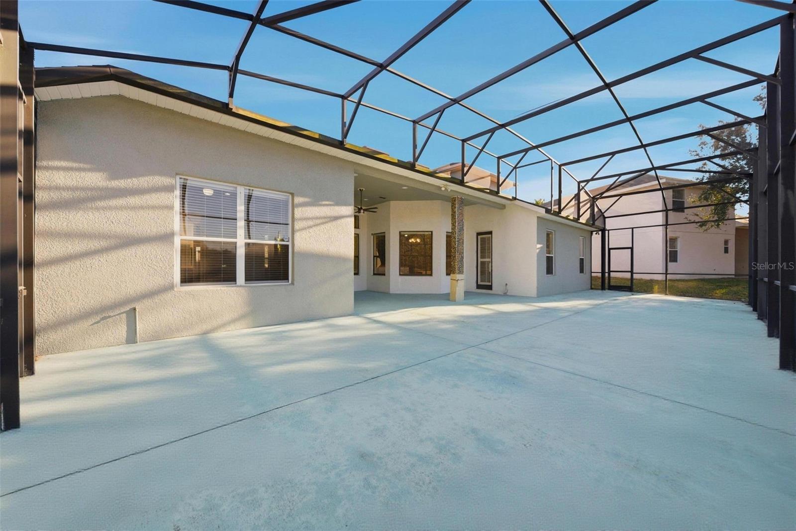 Image 38 of 49 For 1734 Palmerston Circle