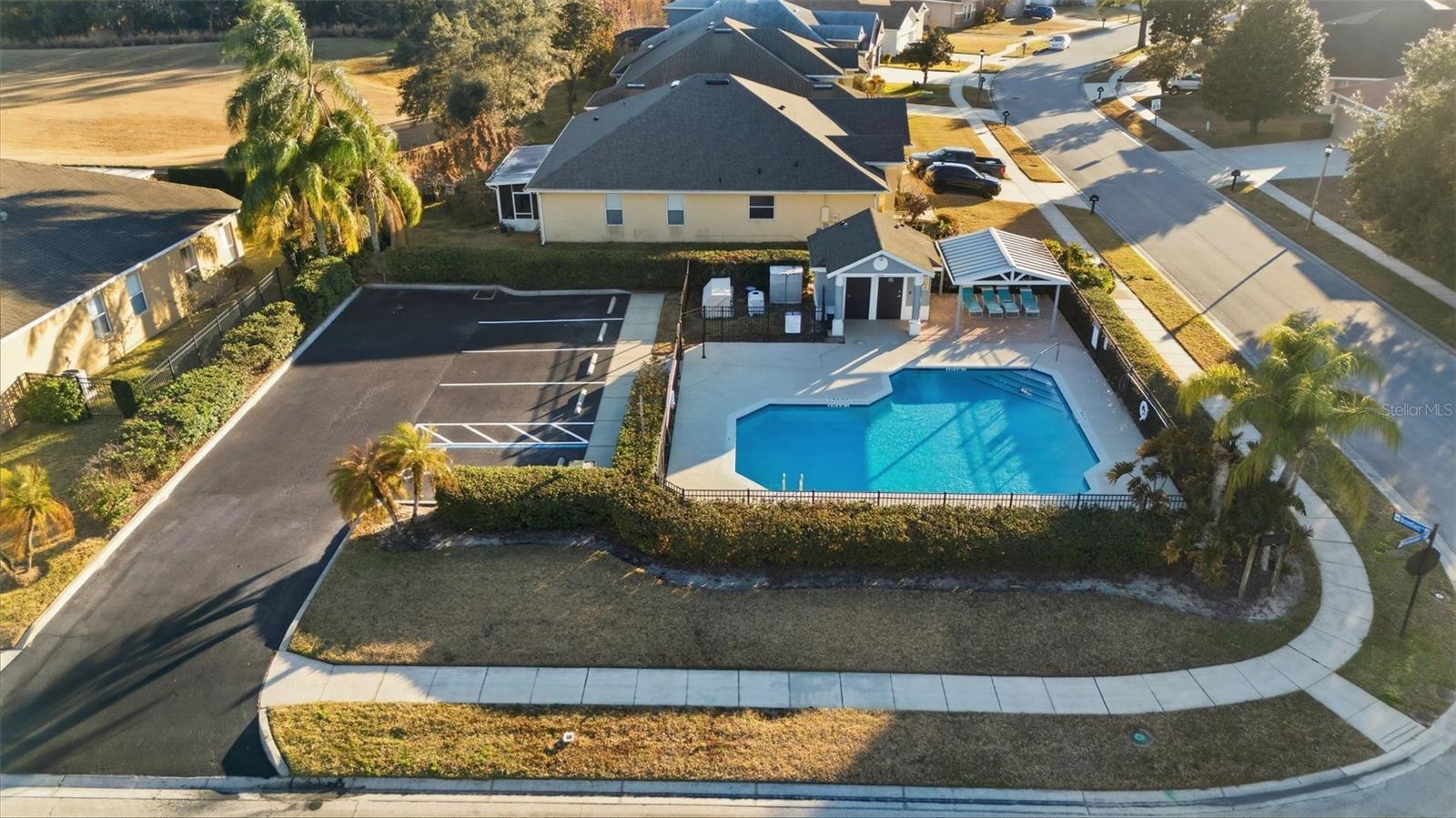 Image 43 of 49 For 1734 Palmerston Circle