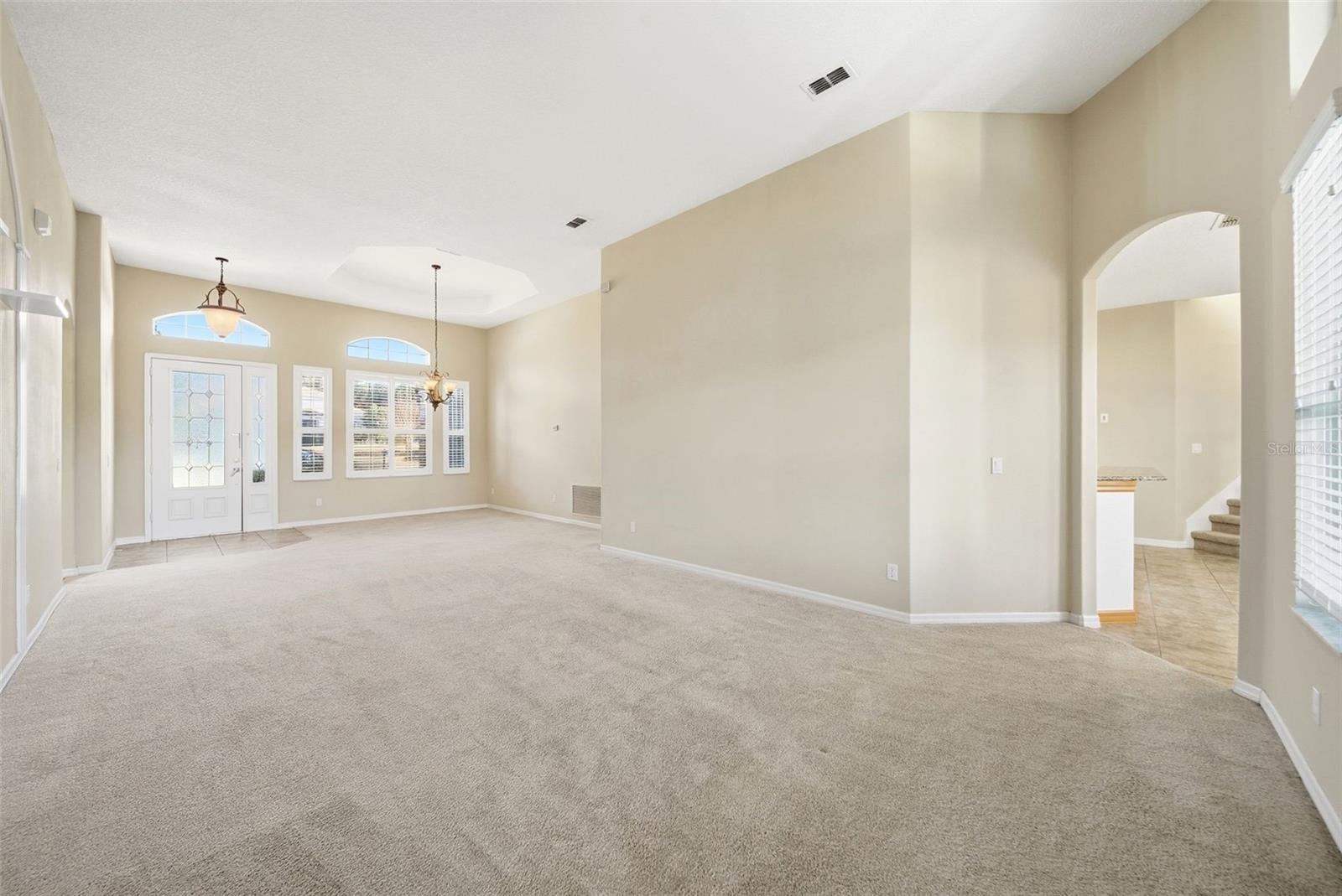 Image 9 of 49 For 1734 Palmerston Circle