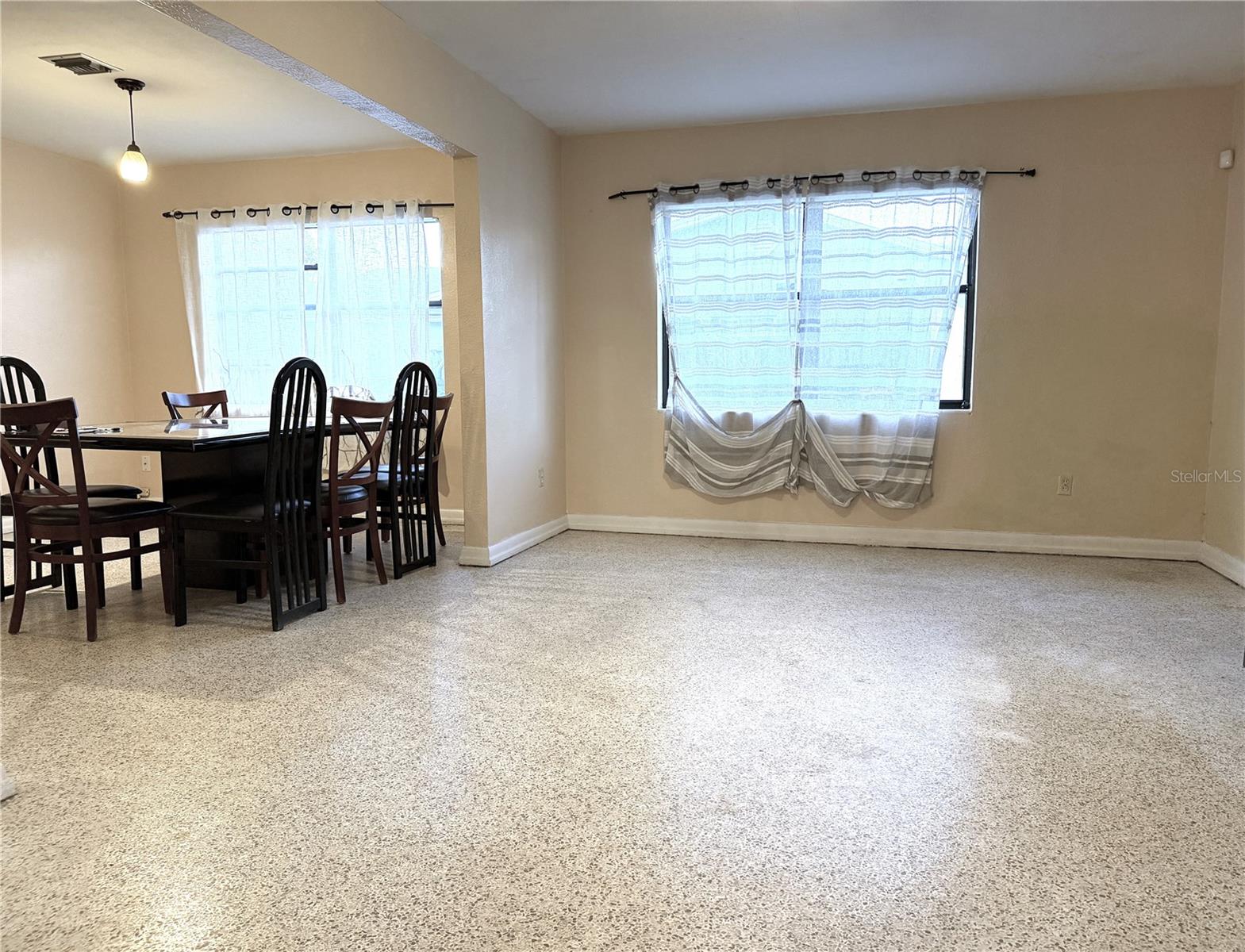 Image 3 of 18 For 4872 Orange Avenue