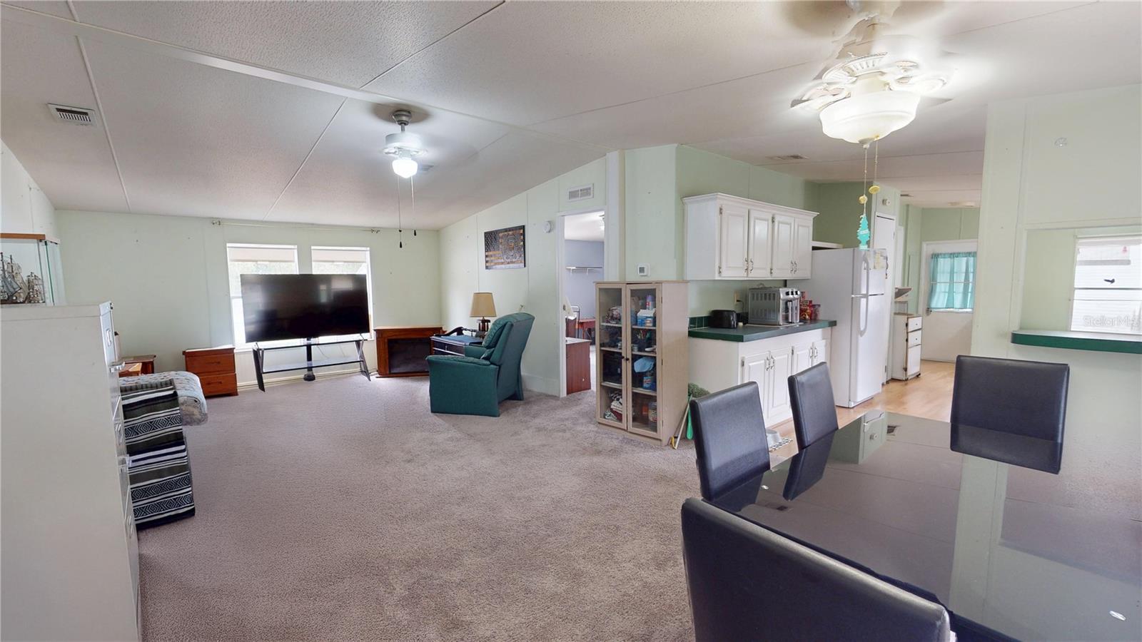 Image 14 of 36 For 2031 Porto Boulevard