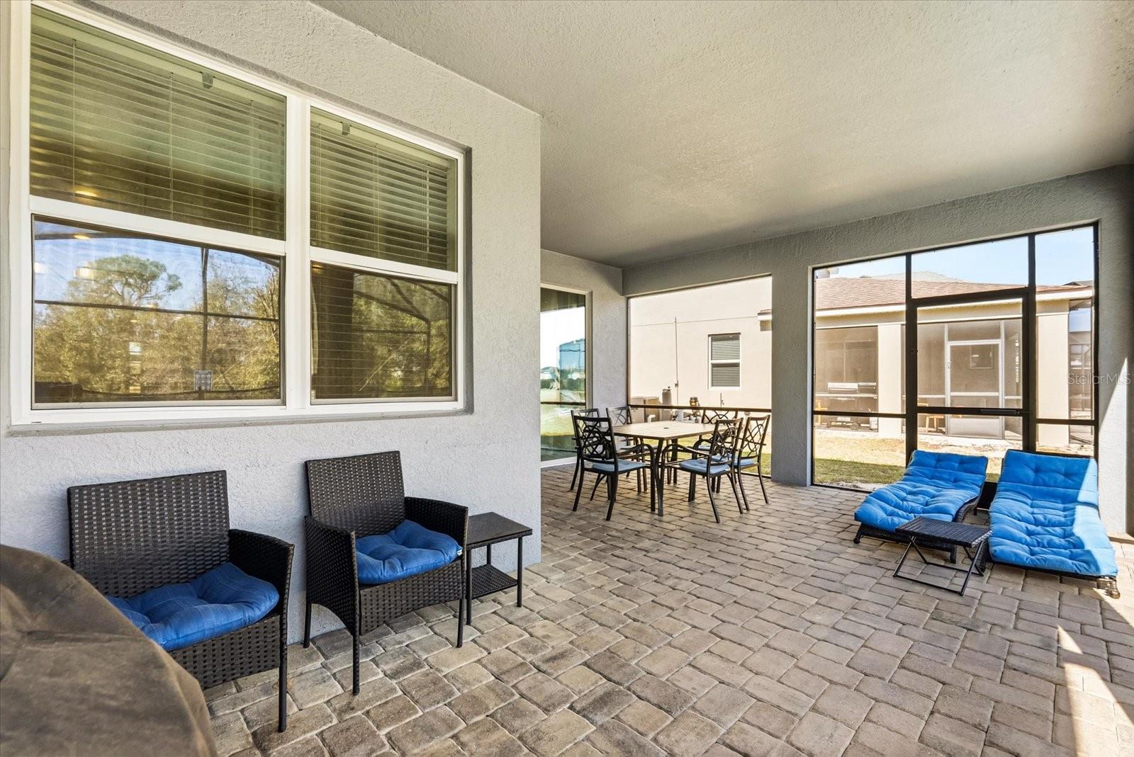 Listing photo id 20 for 2009 Tropical Palms Circle