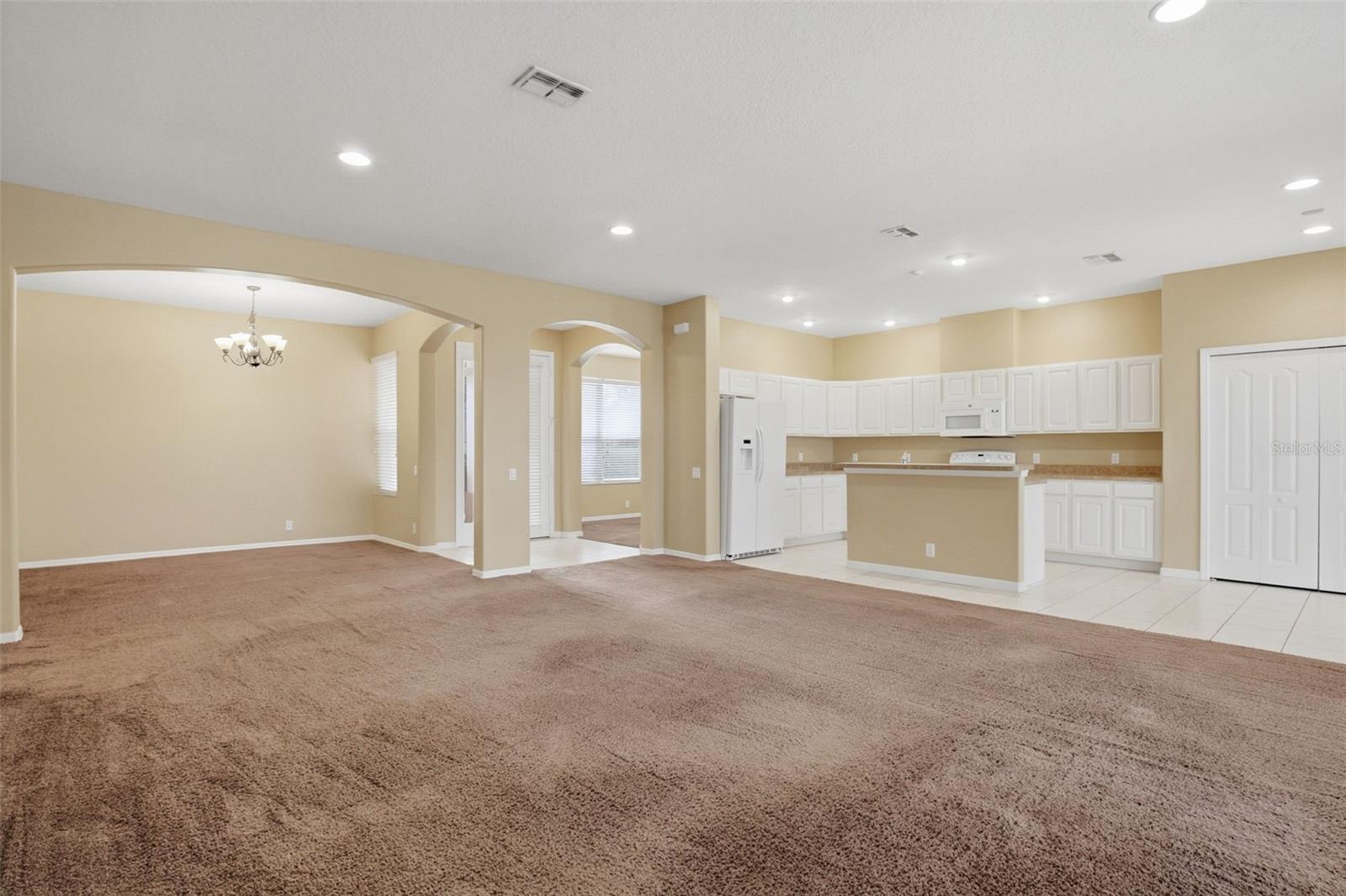 Image 10 of 41 For 14237 Beauly Circle