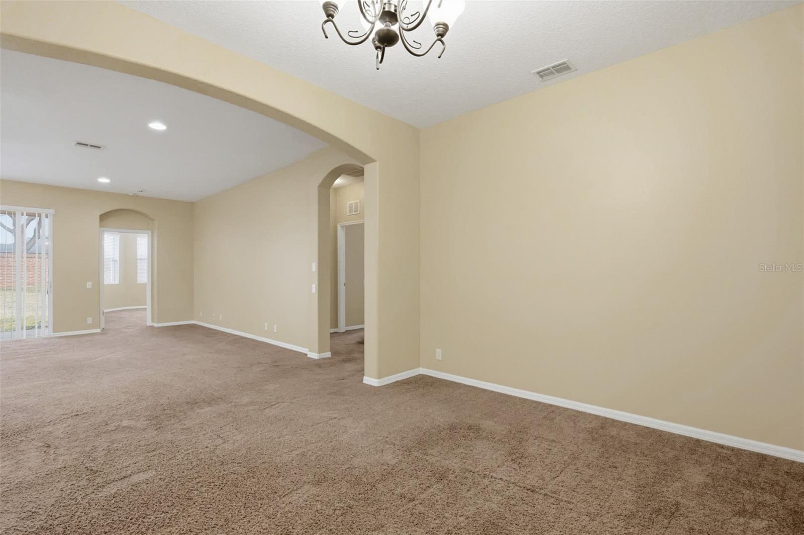 Image 15 of 41 For 14237 Beauly Circle