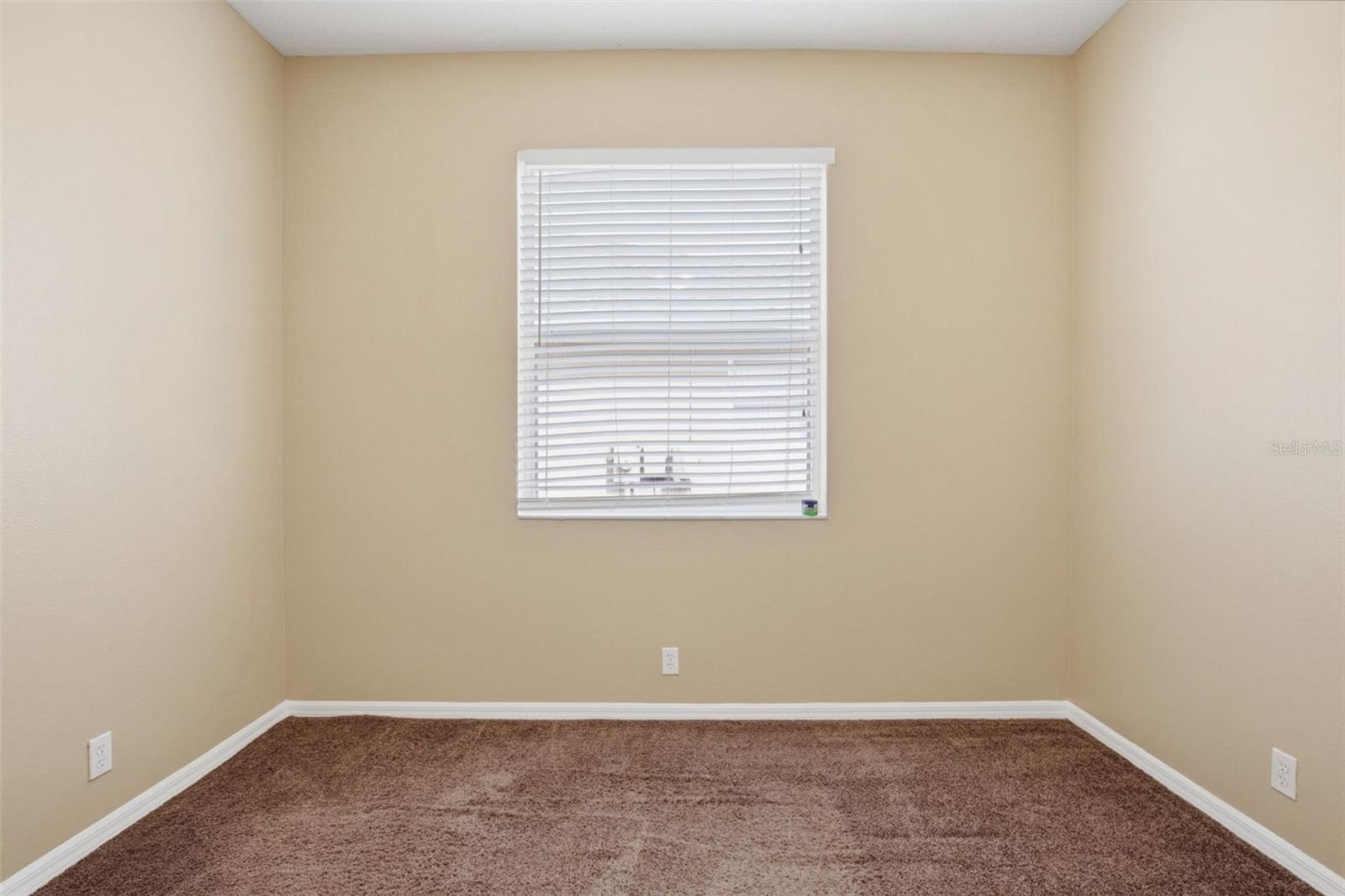 Image 28 of 41 For 14237 Beauly Circle